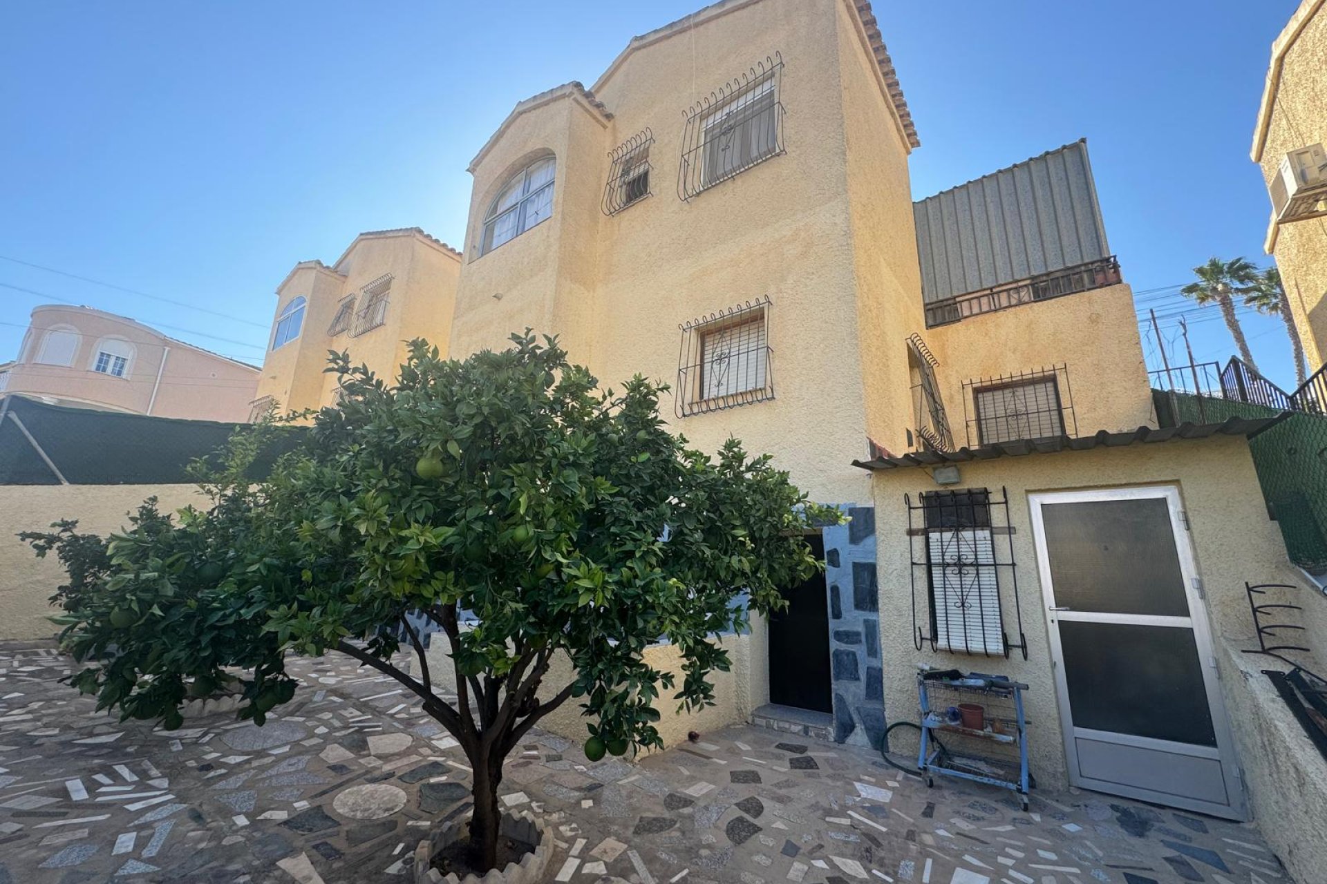 Resale - Detached Villa - La Marina