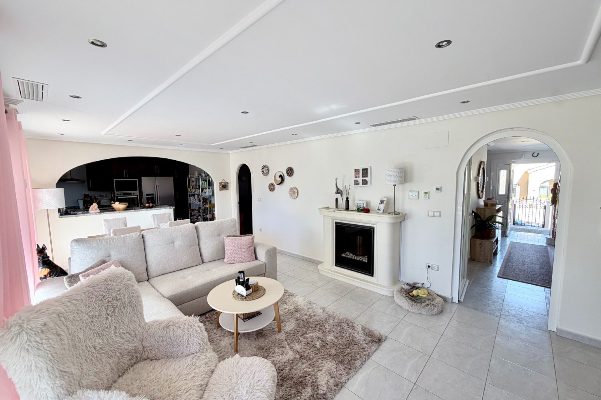 Resale - Detached Villa - La Marina