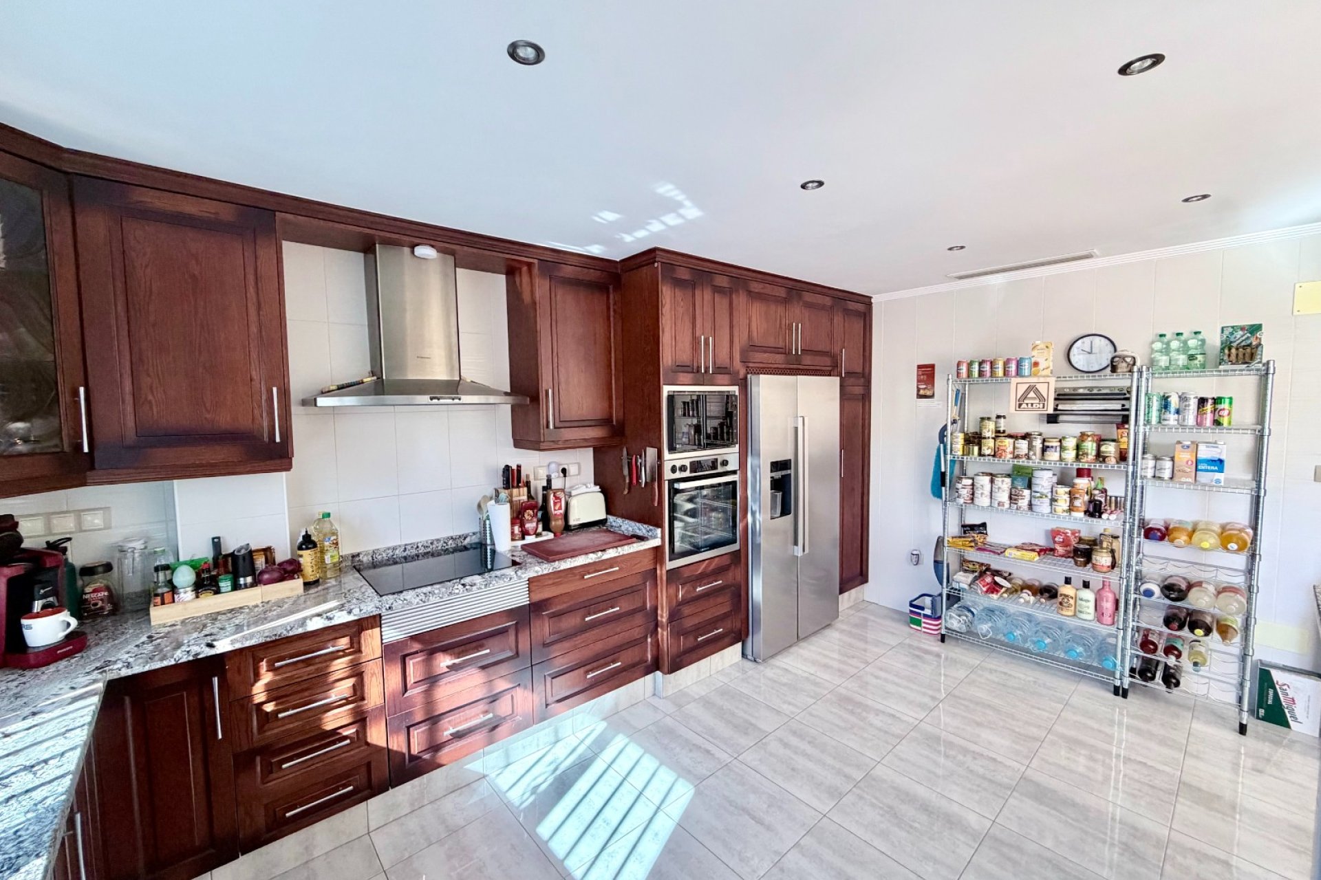 Resale - Detached Villa - La Marina