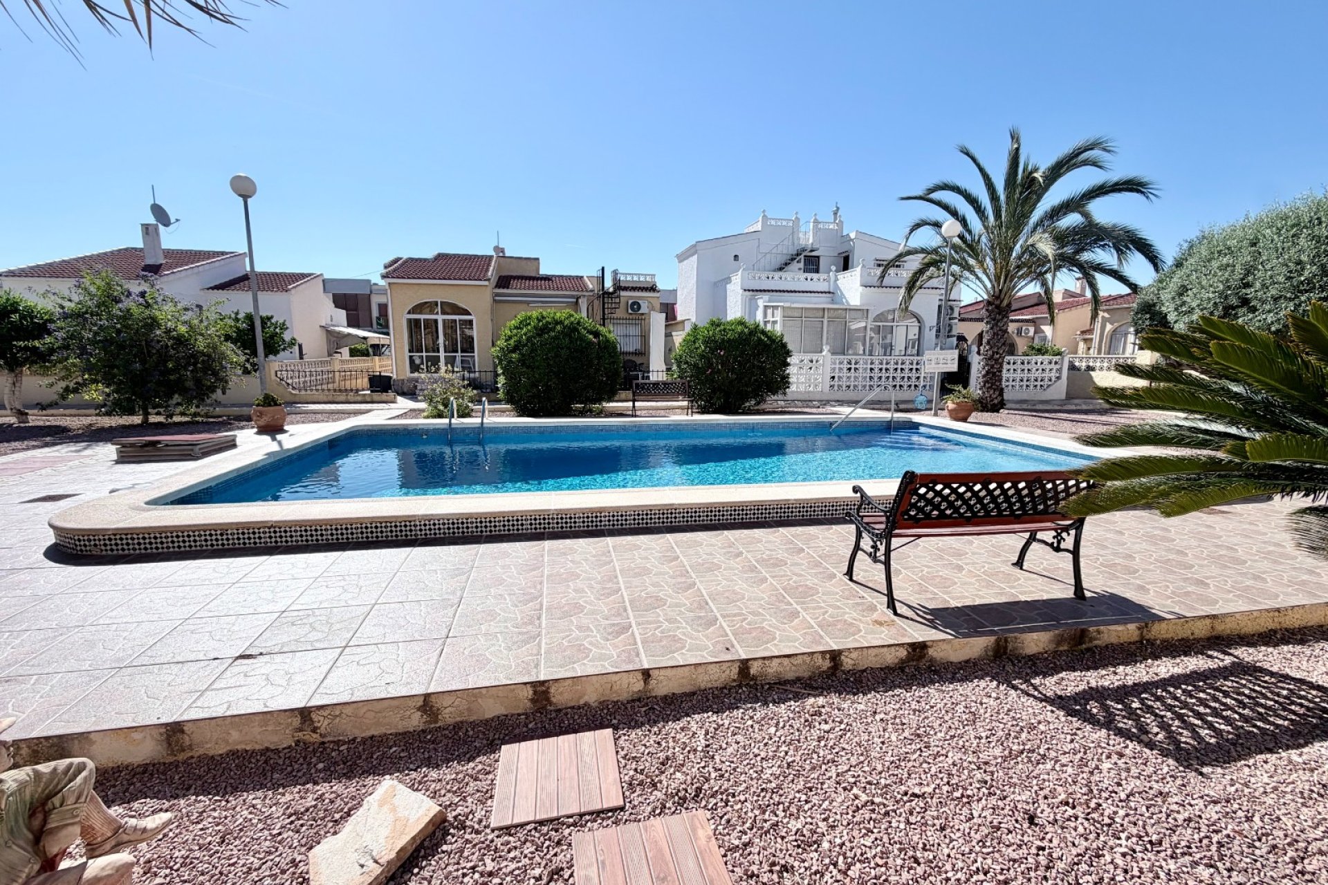 Resale - Detached Villa - La Marina
