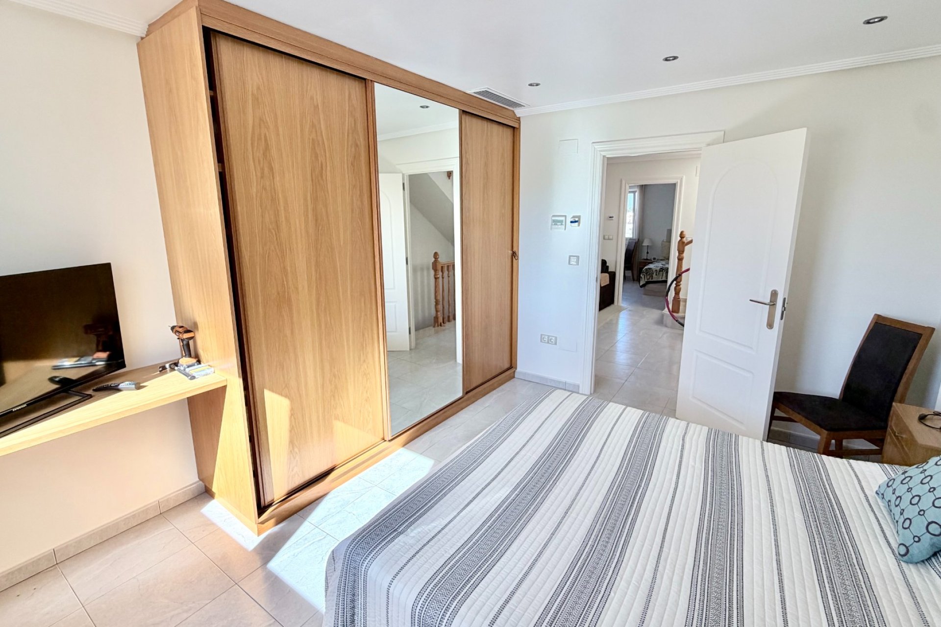 Resale - Detached Villa - La Marina