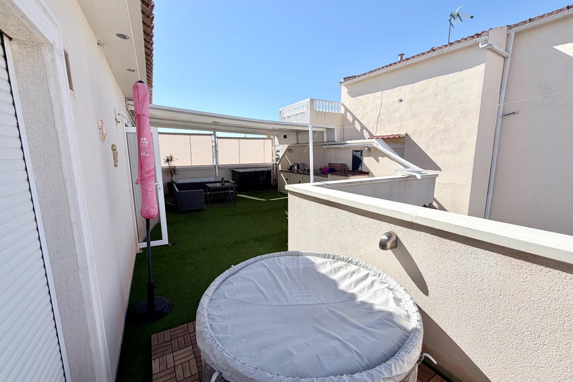 Resale - Detached Villa - La Marina