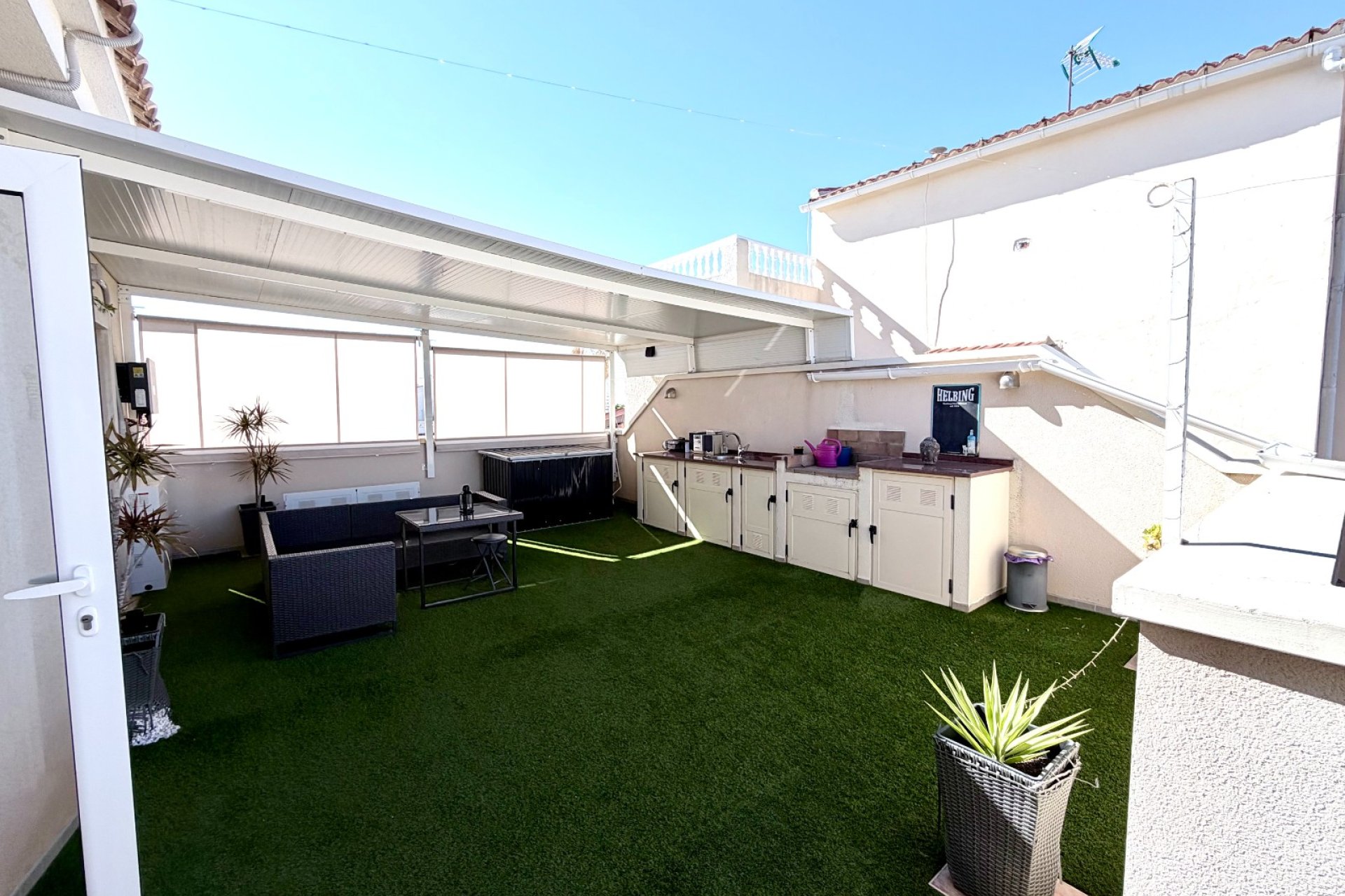 Resale - Detached Villa - La Marina