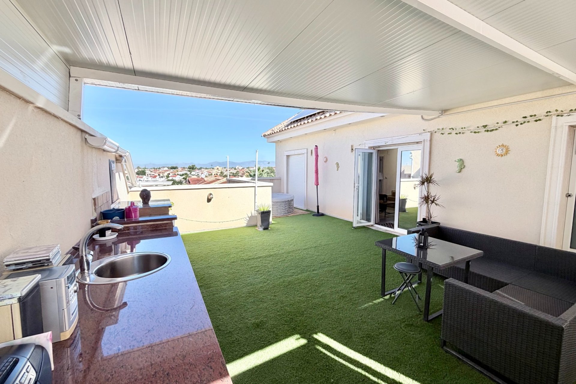 Resale - Detached Villa - La Marina