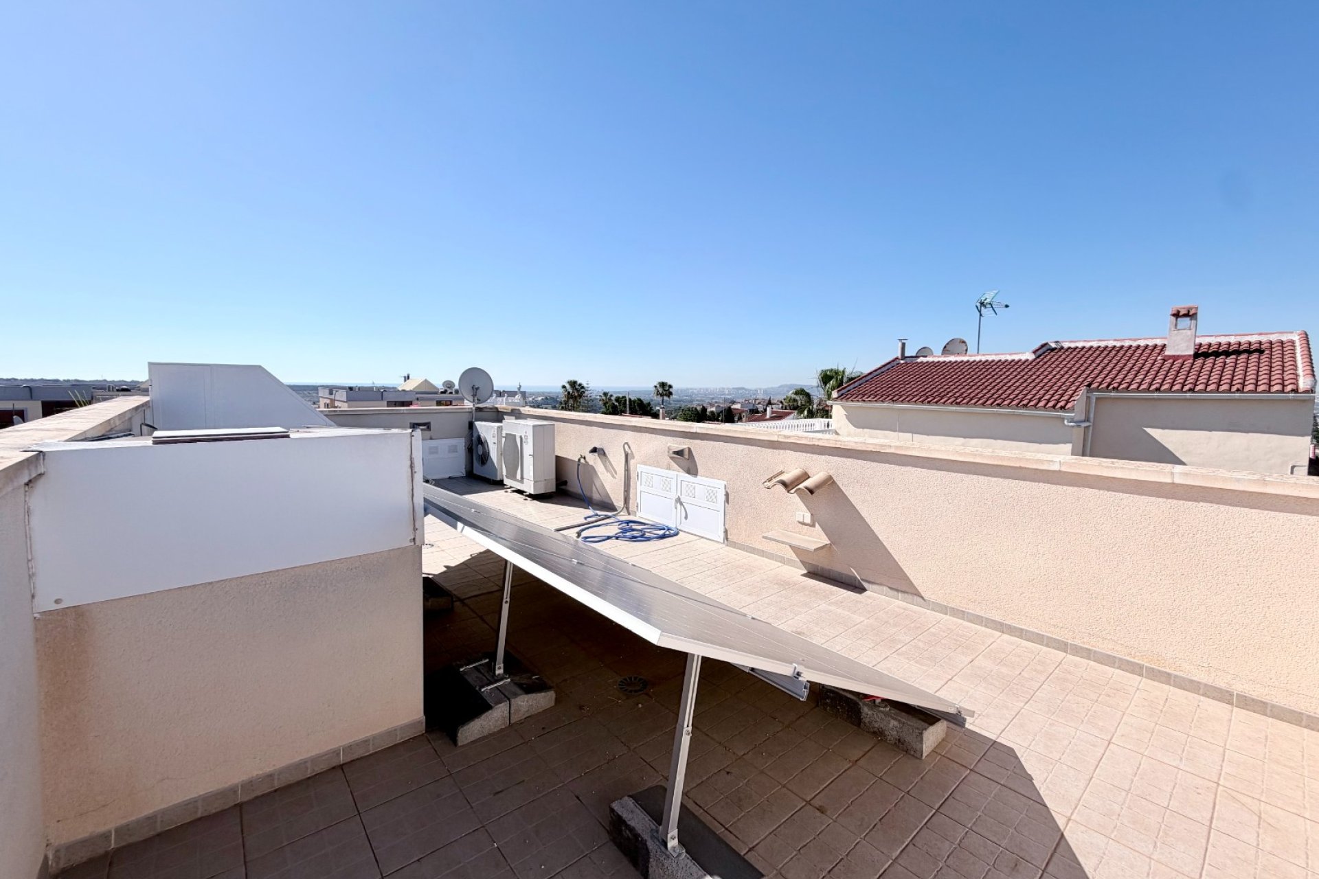 Resale - Detached Villa - La Marina
