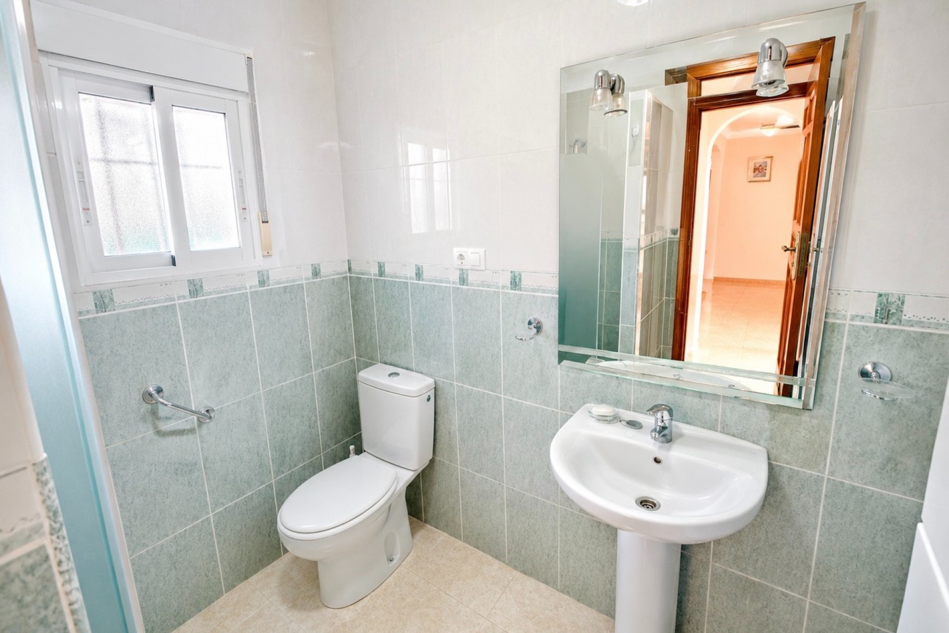 Resale - Detached Villa - La Marina