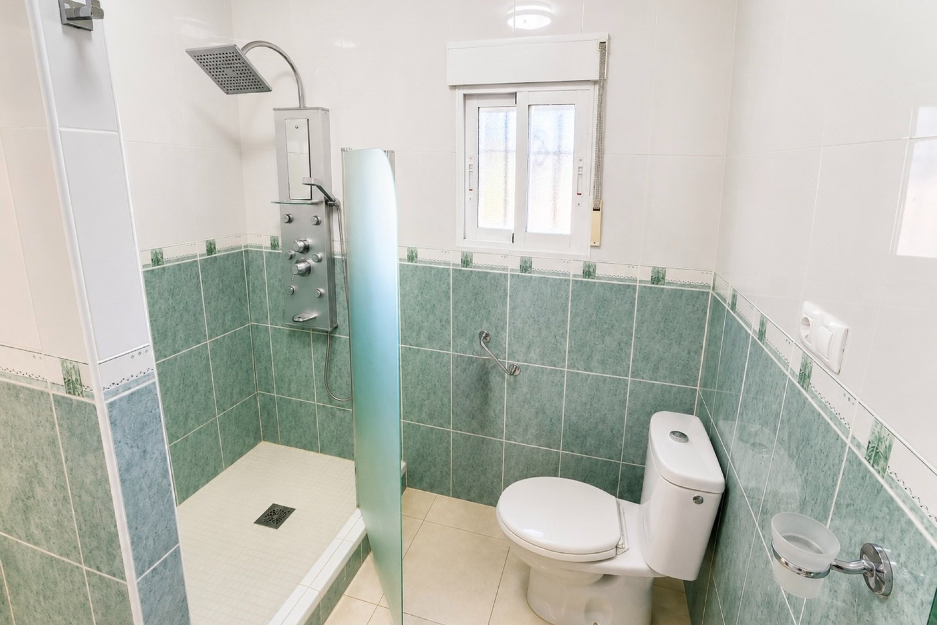 Resale - Detached Villa - La Marina