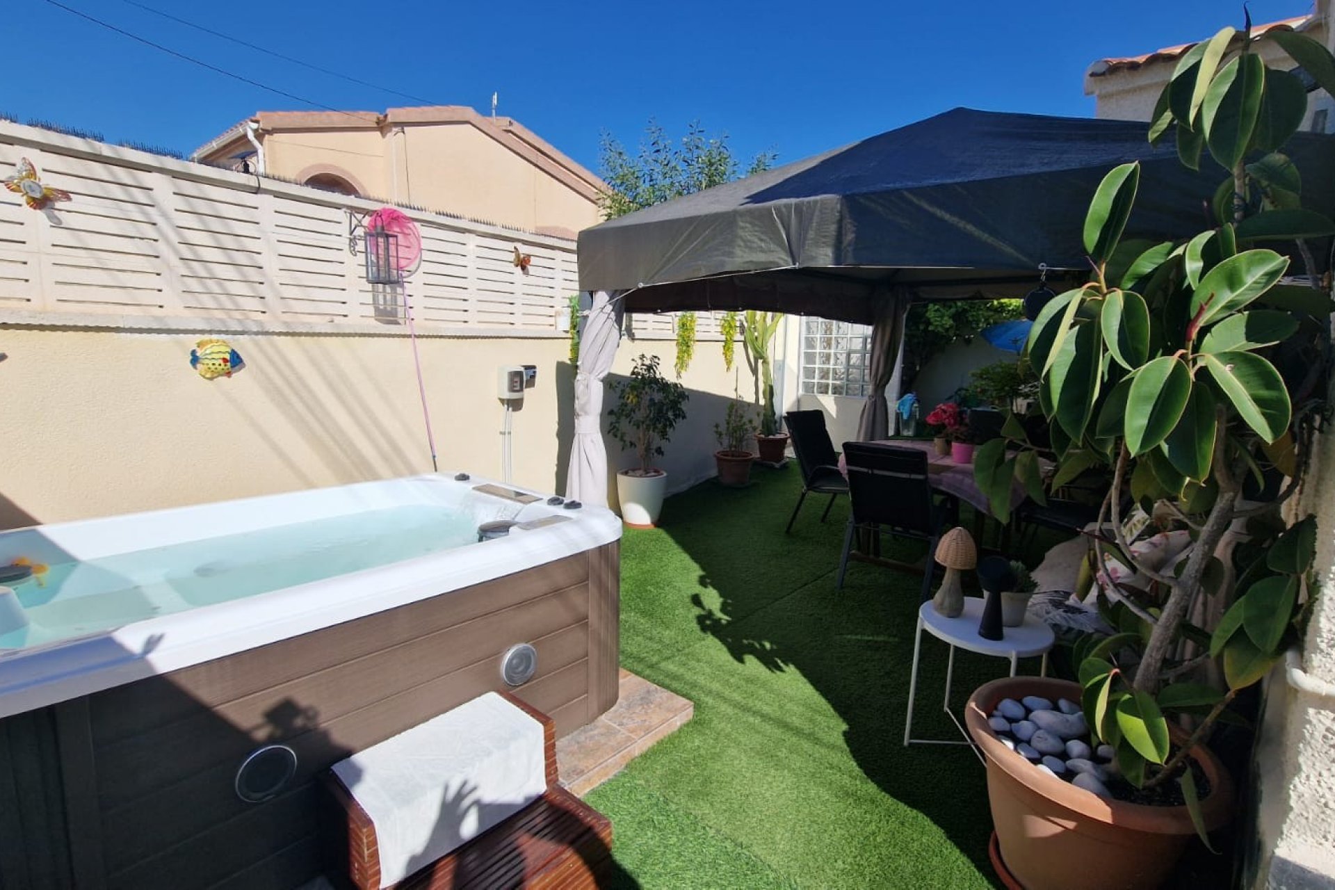 Resale - Detached Villa - La Marina