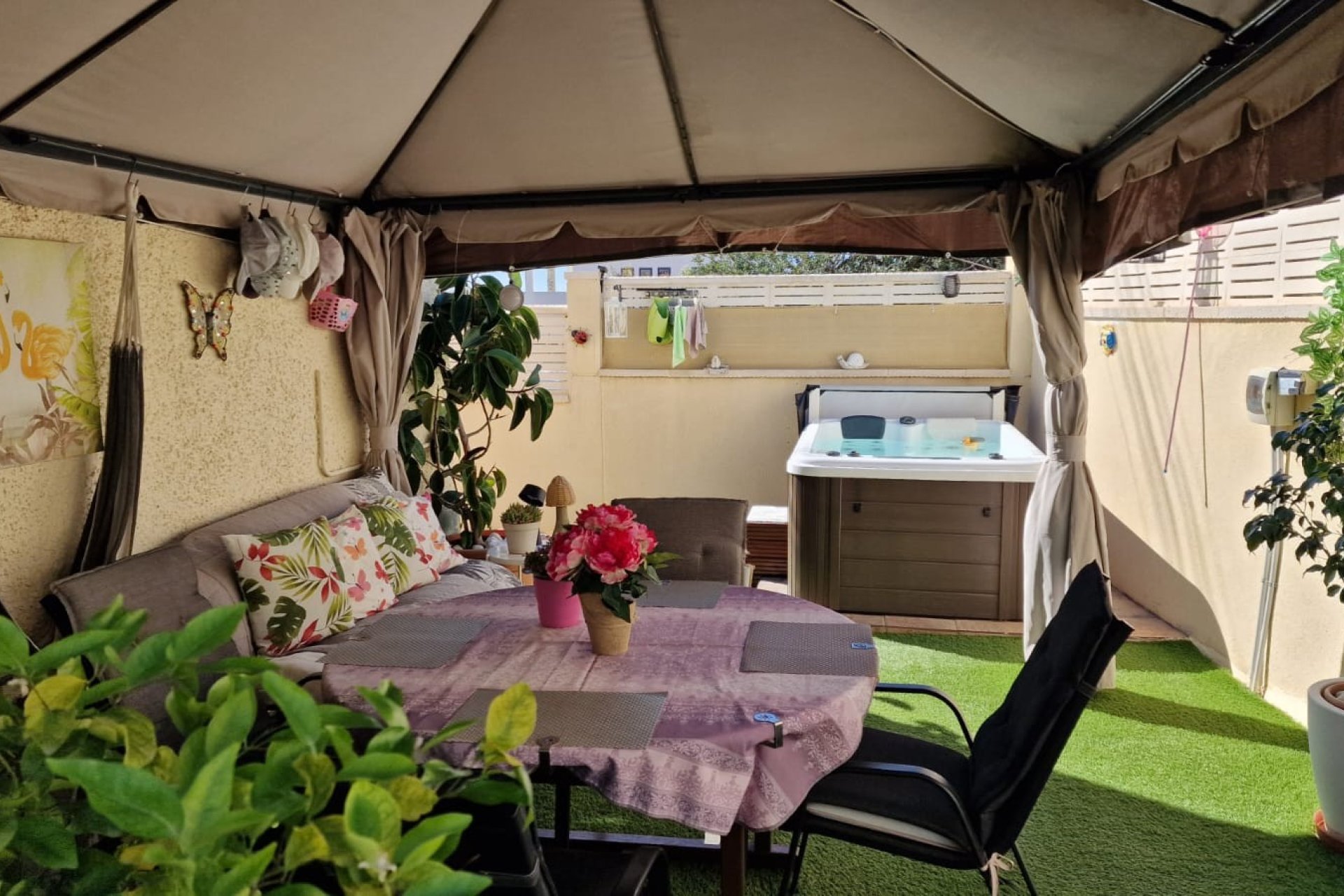 Resale - Detached Villa - La Marina