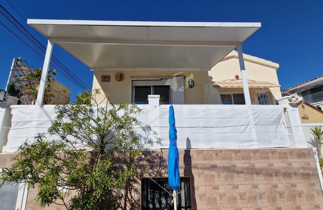 Resale - Detached Villa - La Marina