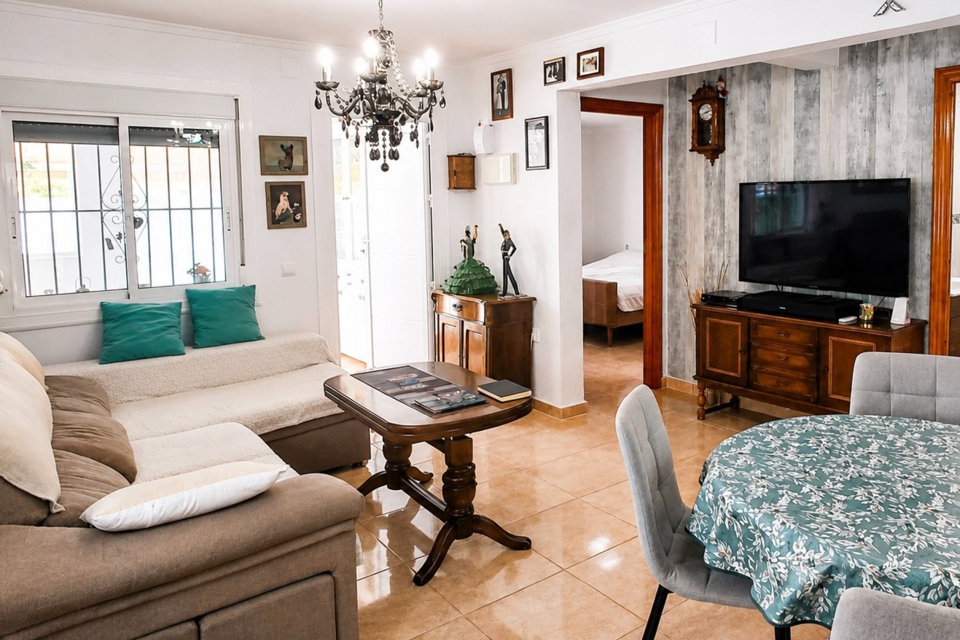 Resale - Detached Villa - La Marina