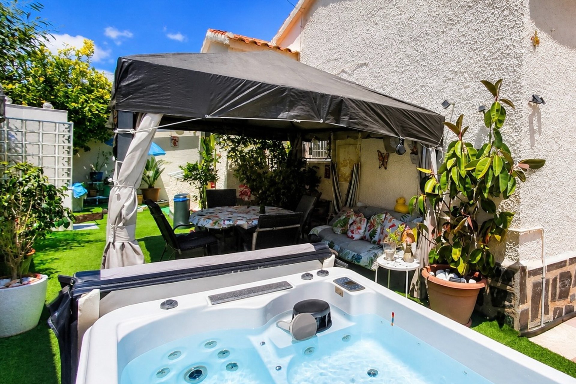 Resale - Detached Villa - La Marina