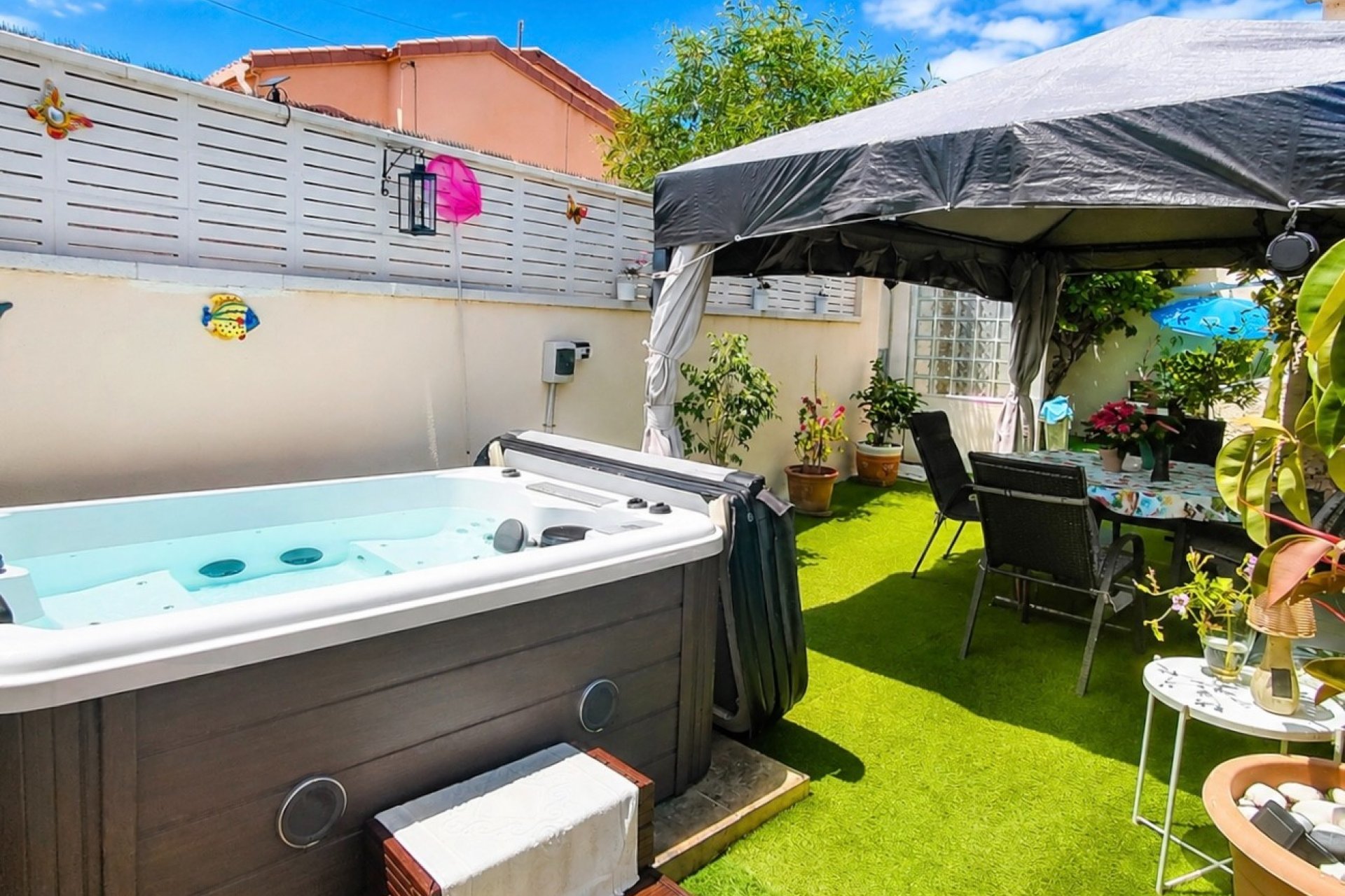 Resale - Detached Villa - La Marina