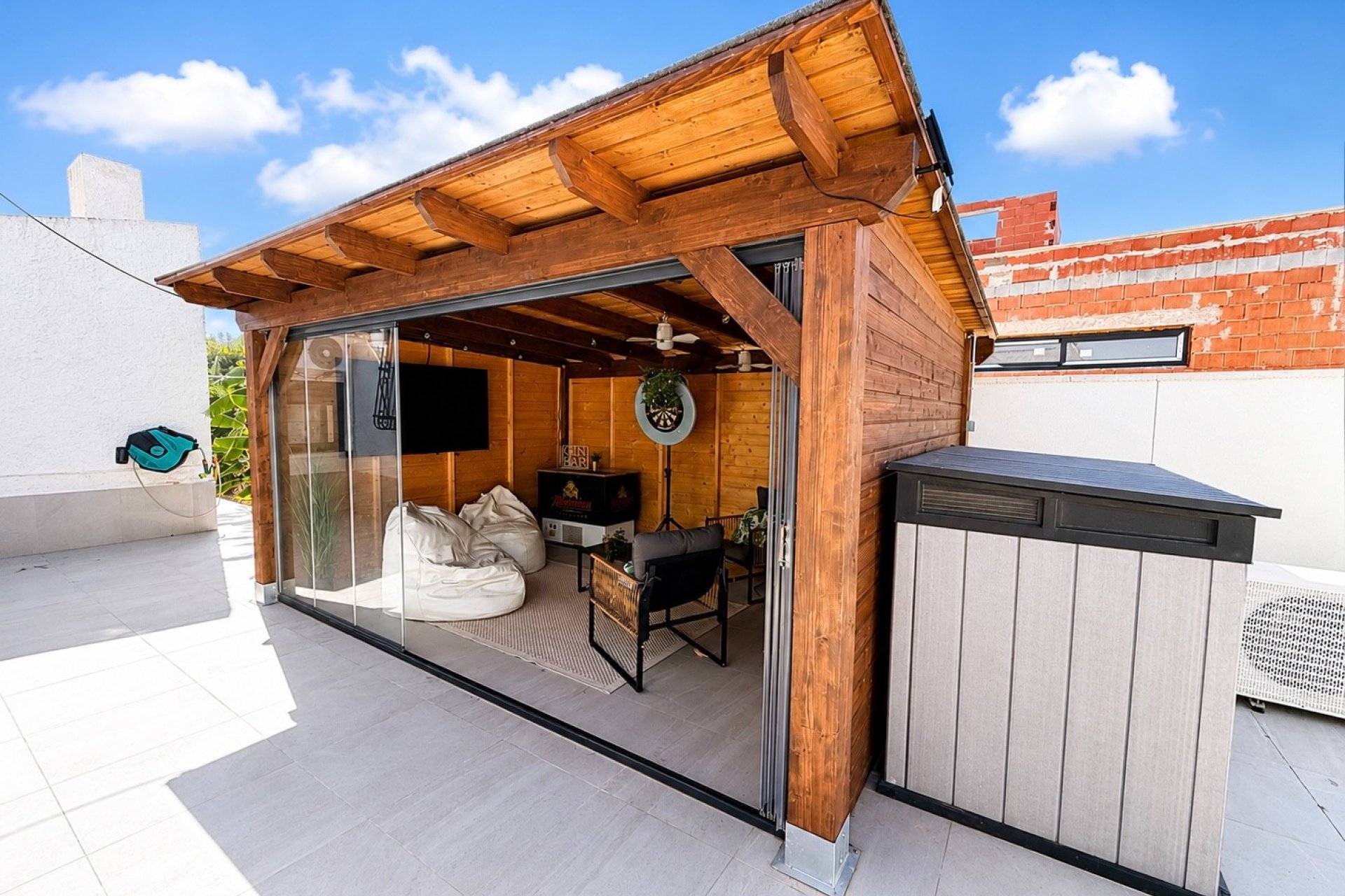 Resale - Detached Villa - La Marina