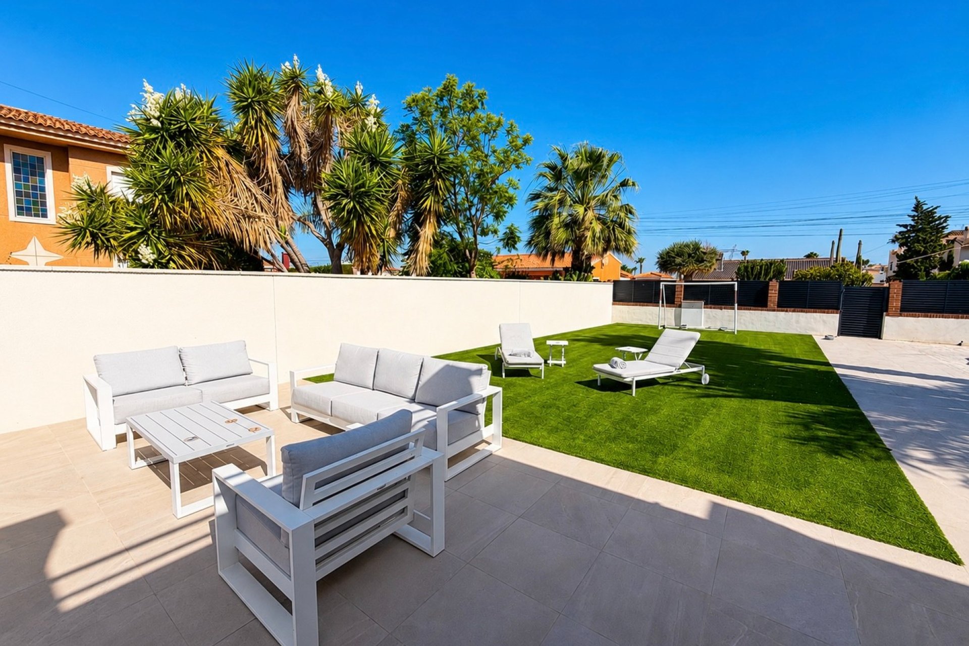 Resale - Detached Villa - La Marina