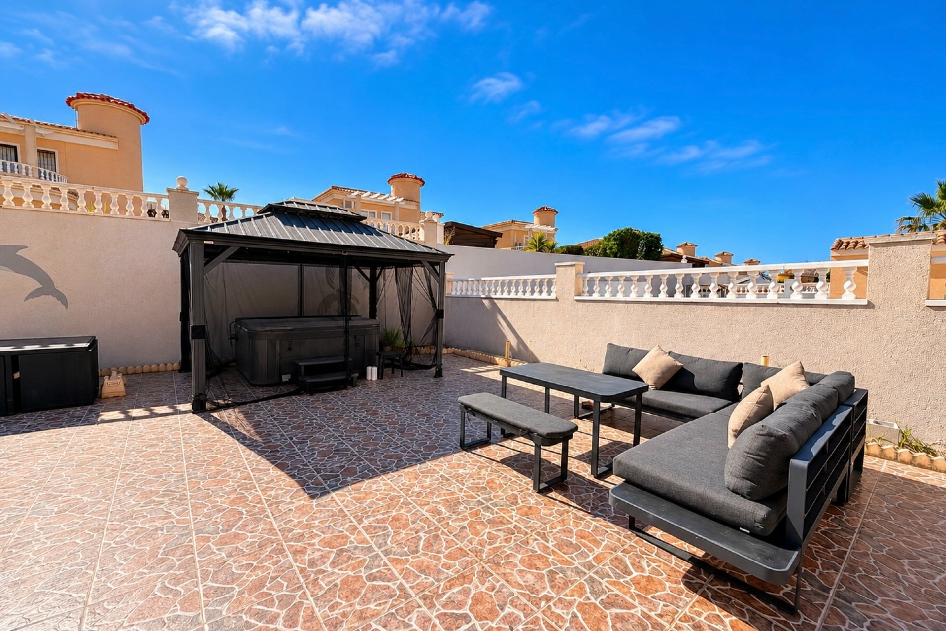Resale - Detached Villa - La Marina