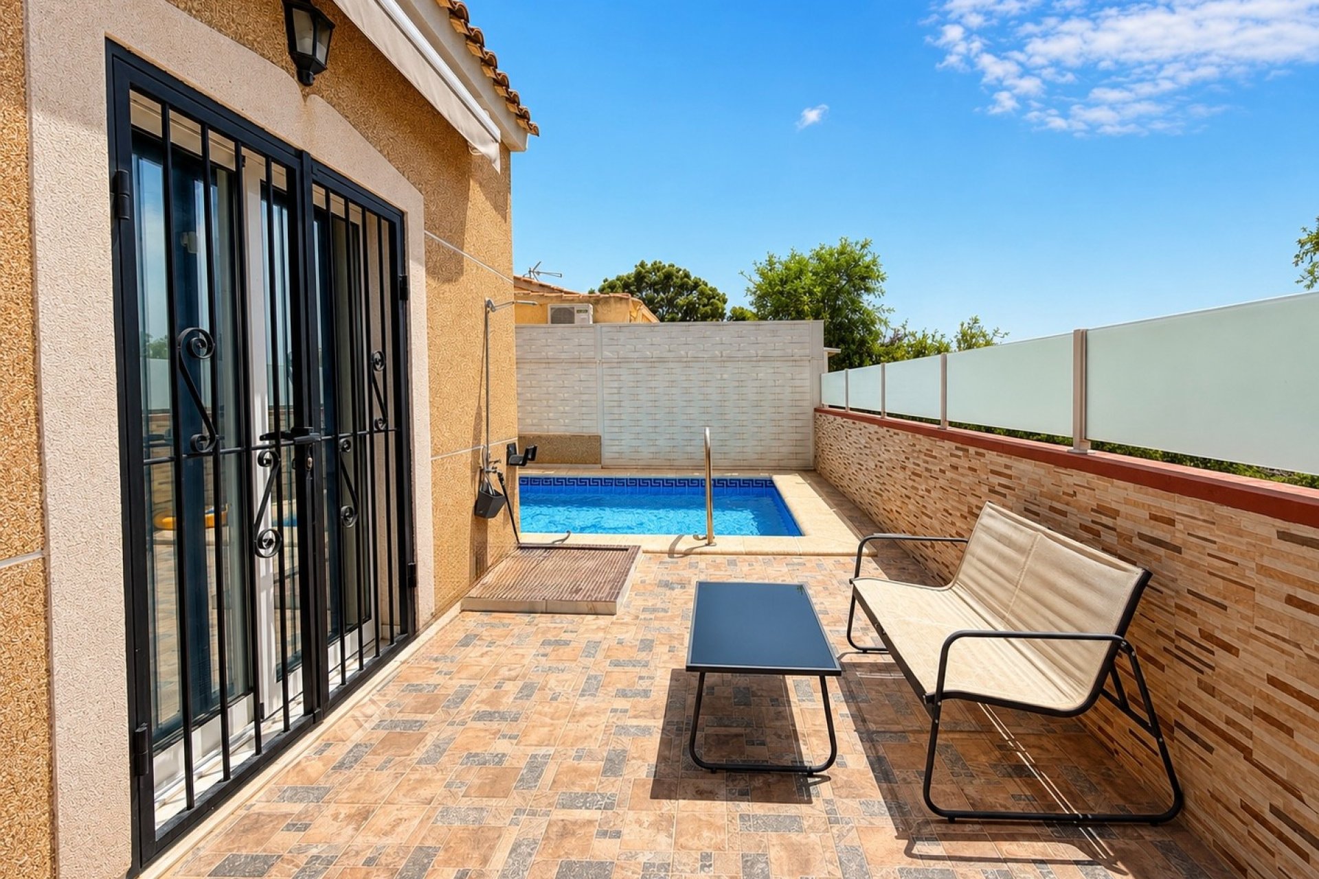 Resale - Detached Villa - La Marina
