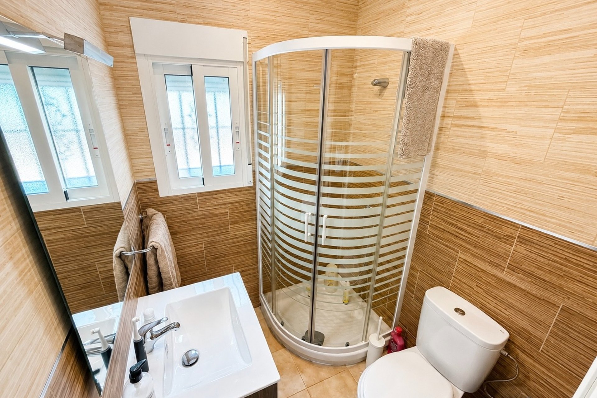Resale - Detached Villa - La Marina
