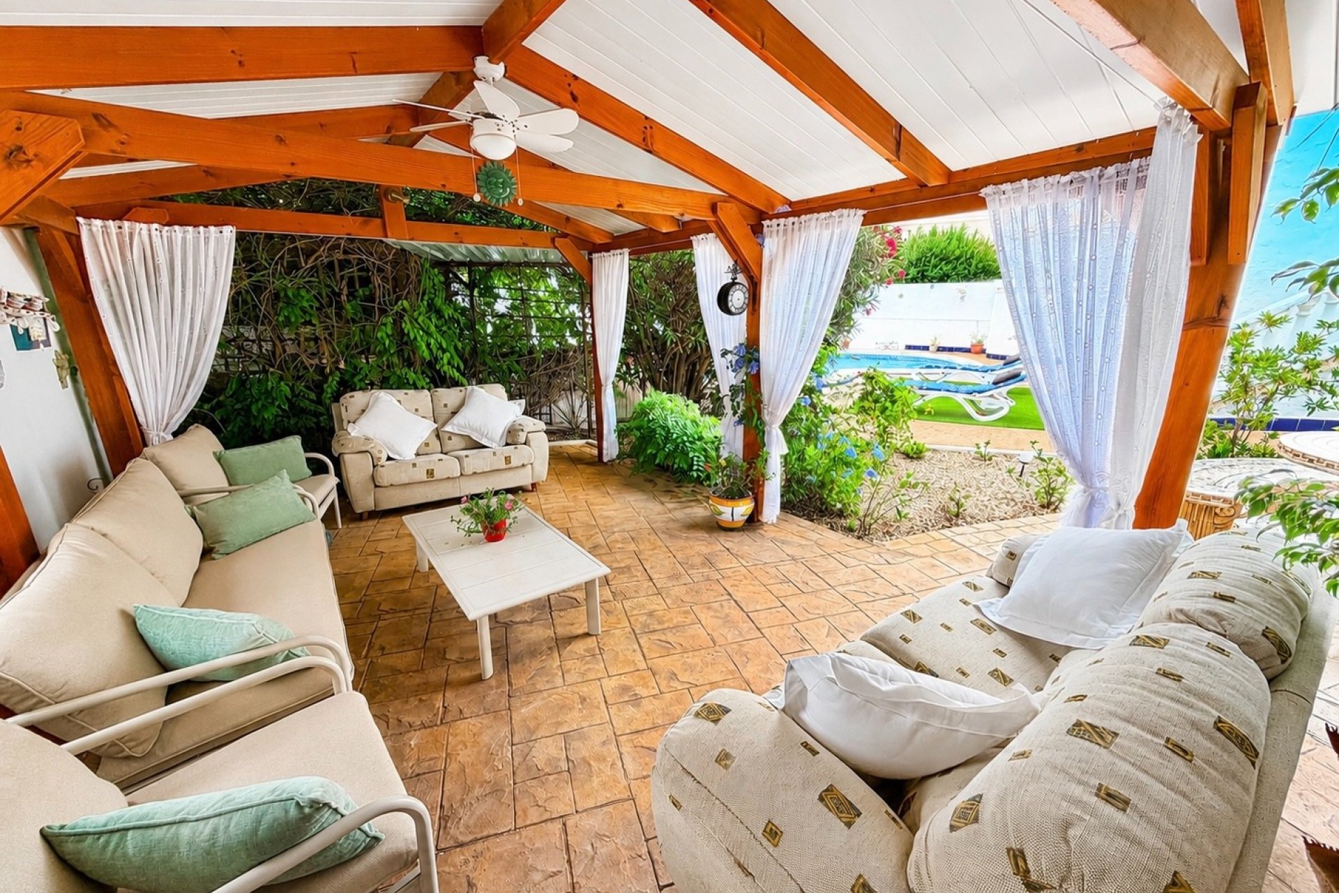 Resale - Detached Villa - La Marina