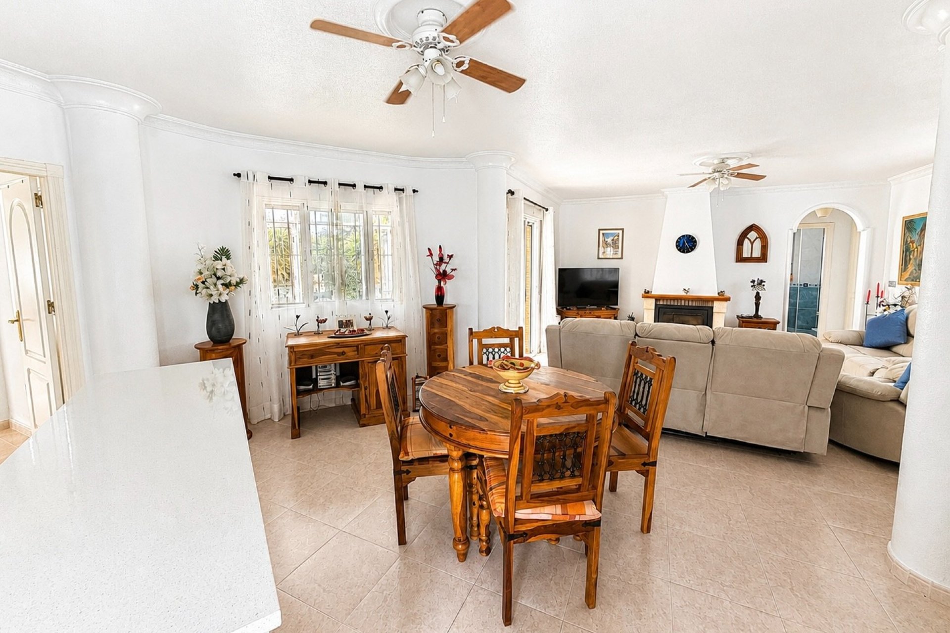 Resale - Detached Villa - La Marina