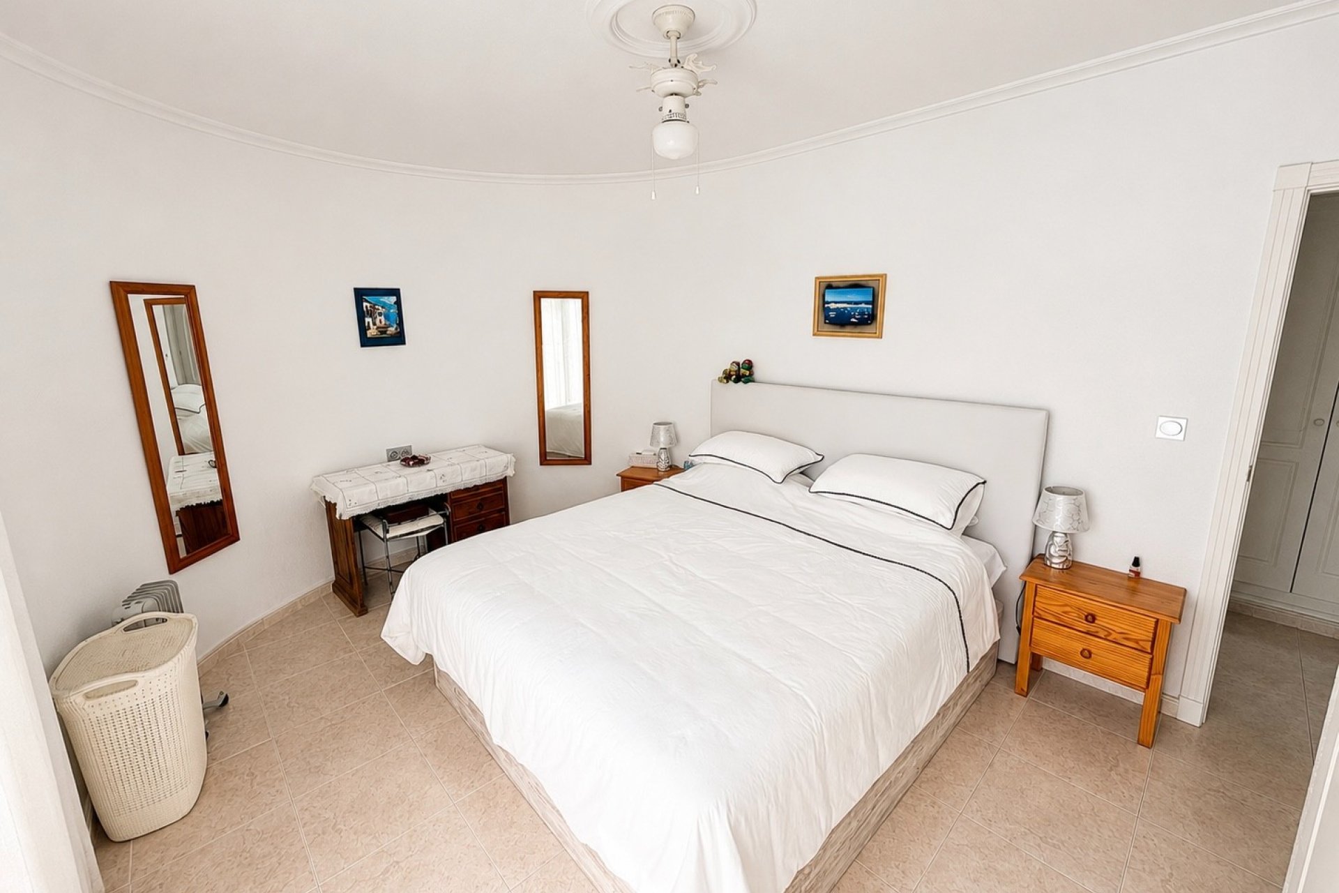 Resale - Detached Villa - La Marina