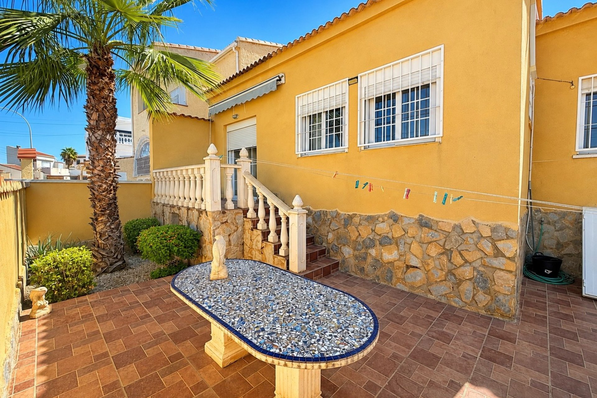 Resale - Detached Villa - La Marina