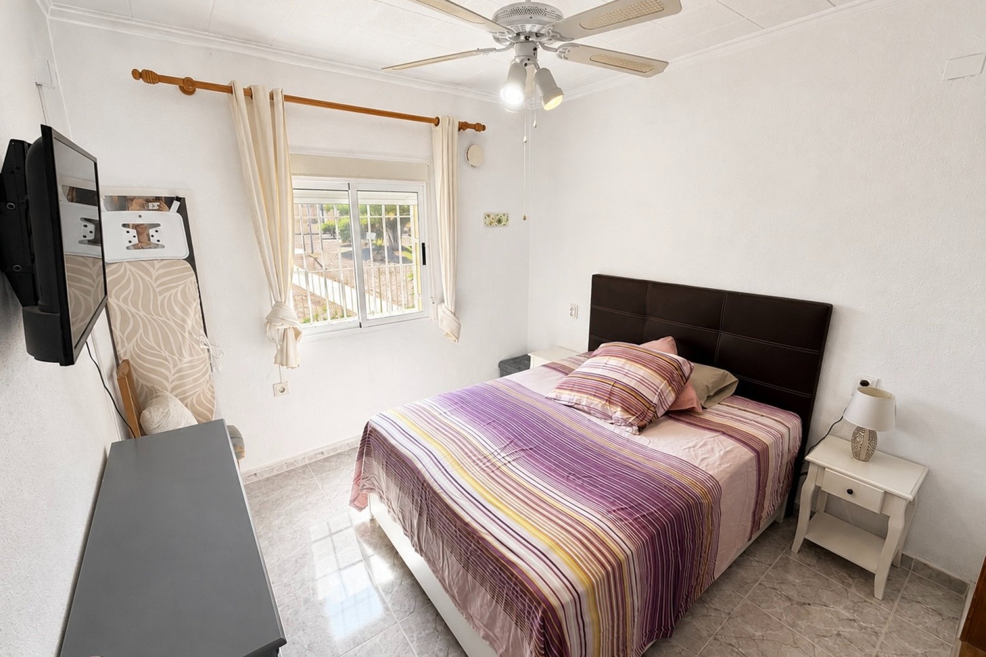 Resale - Detached Villa - La Marina