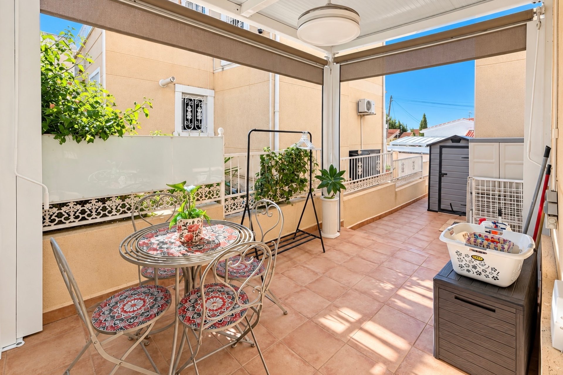 Resale - Detached Villa - La Marina