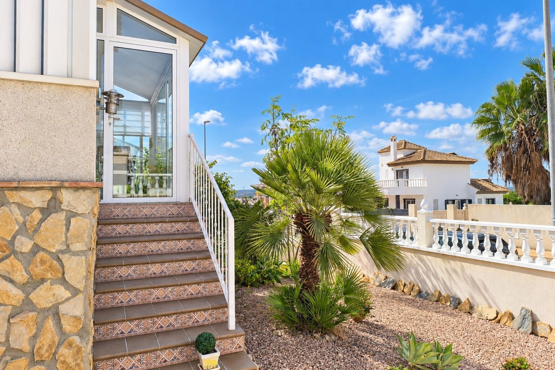 Resale - Detached Villa - La Marina
