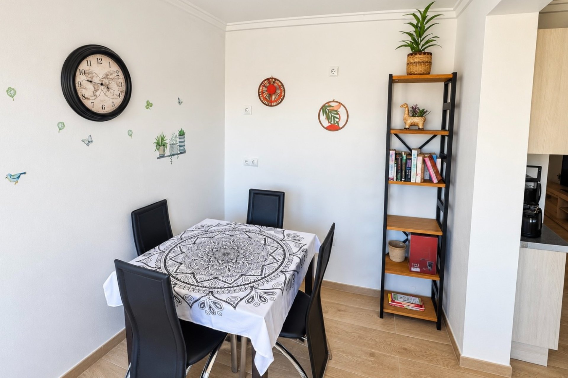 Resale - Detached Villa - La Marina