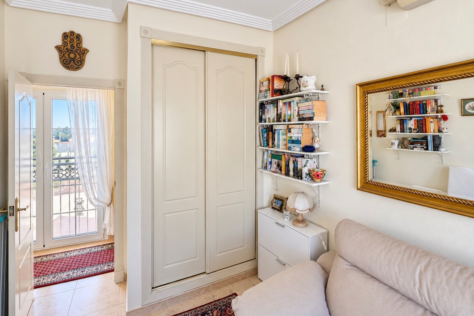 Resale - Detached Villa - La Marina