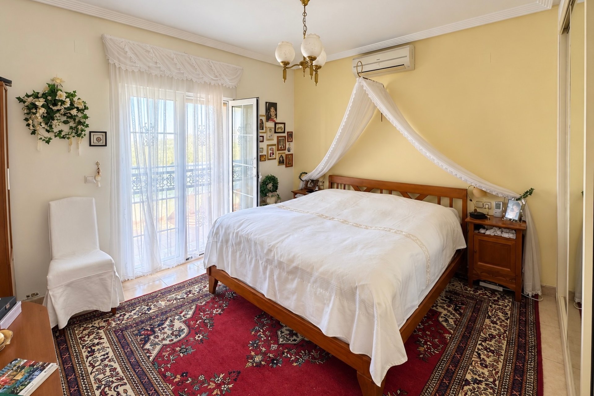 Resale - Detached Villa - La Marina