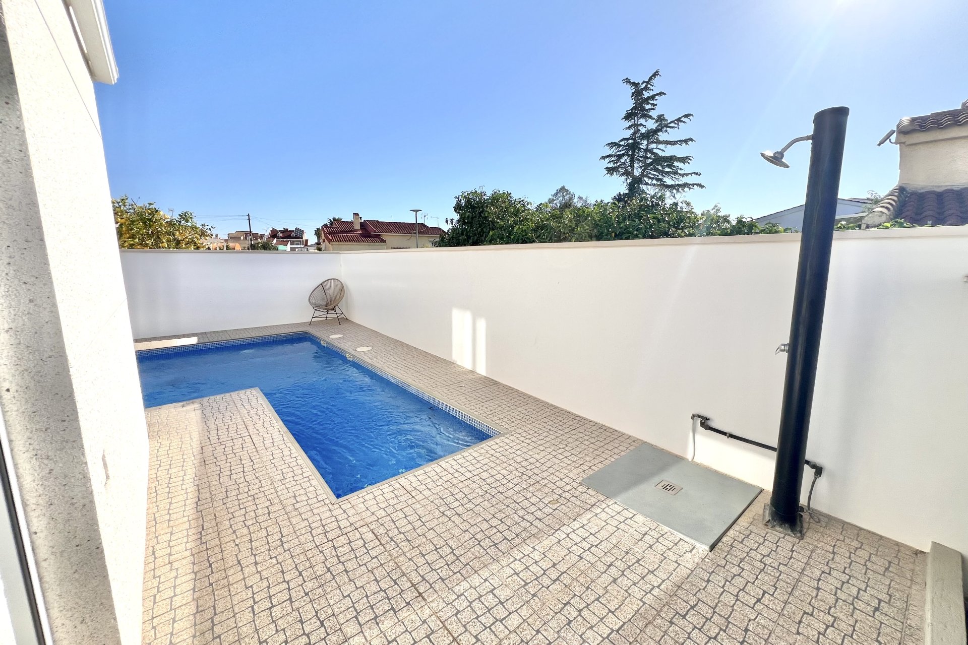 Resale - Detached Villa - La Marina