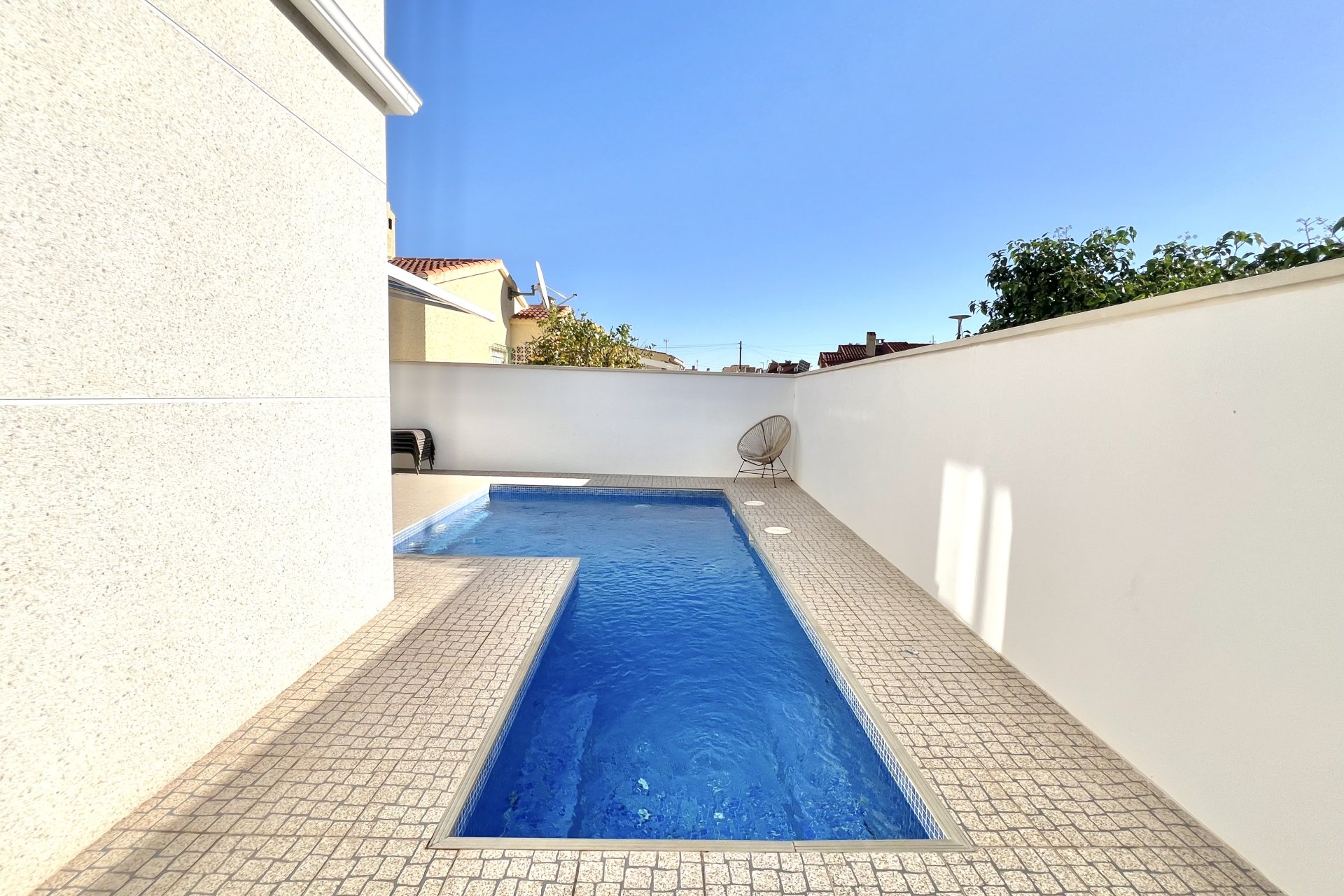 Resale - Detached Villa - La Marina