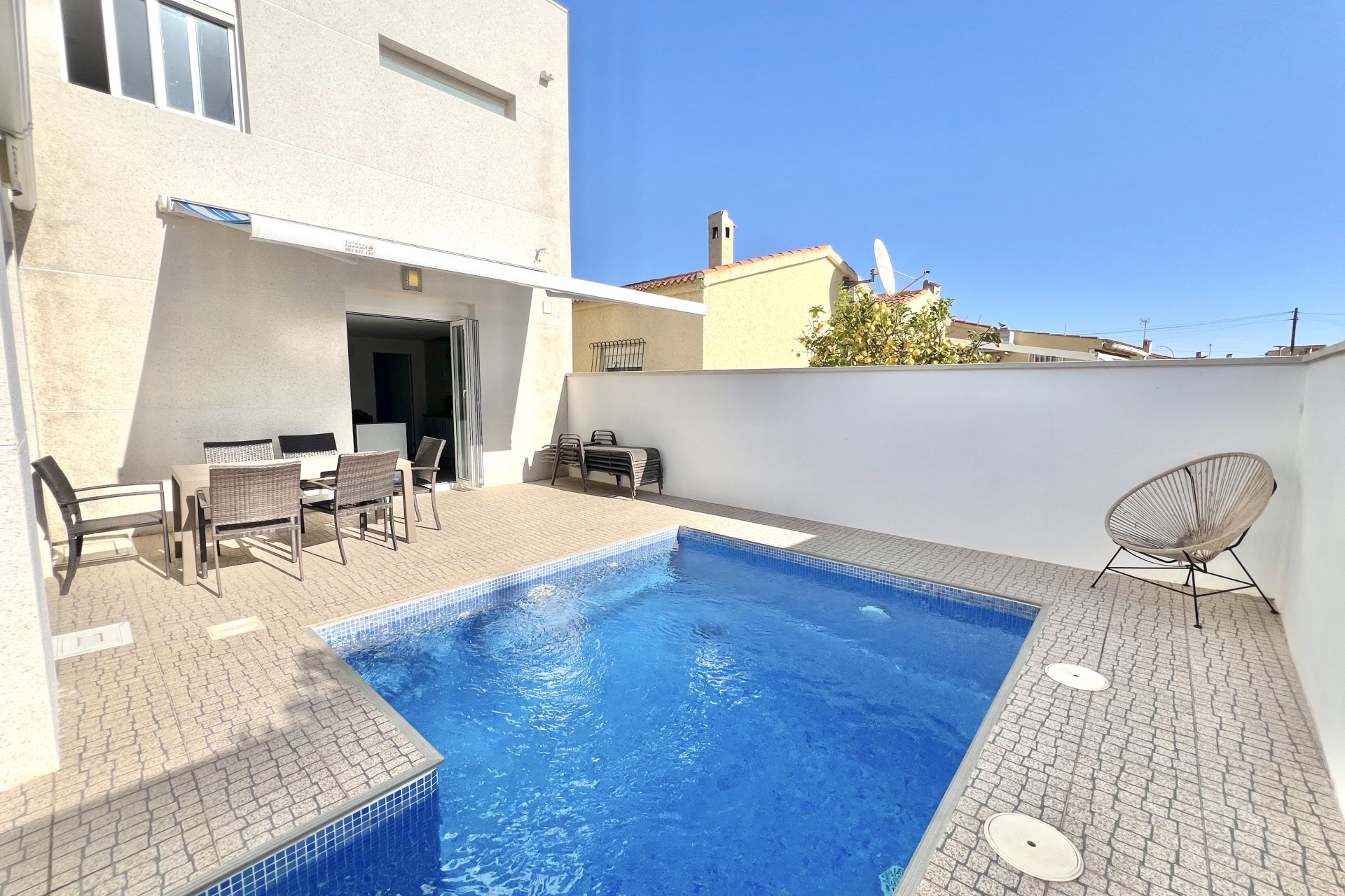 Resale - Detached Villa - La Marina