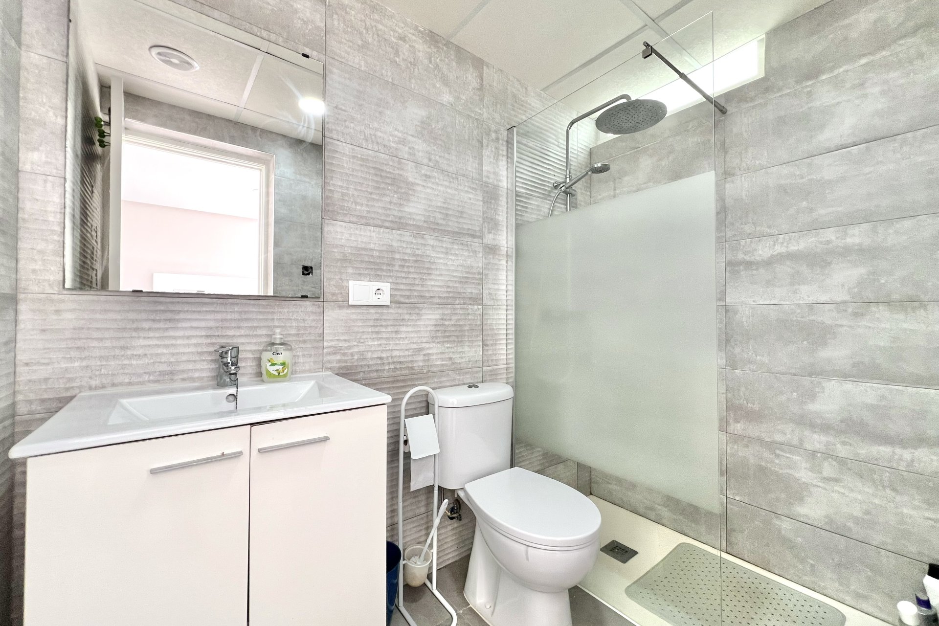 Resale - Detached Villa - La Marina
