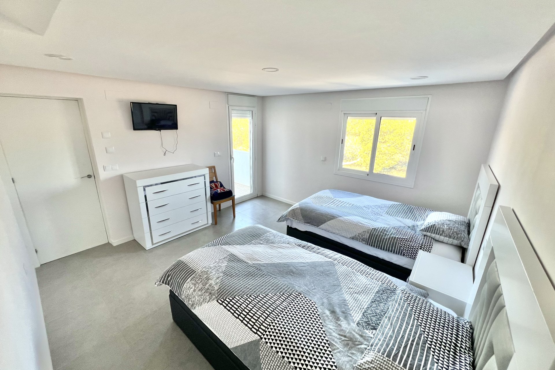 Resale - Detached Villa - La Marina