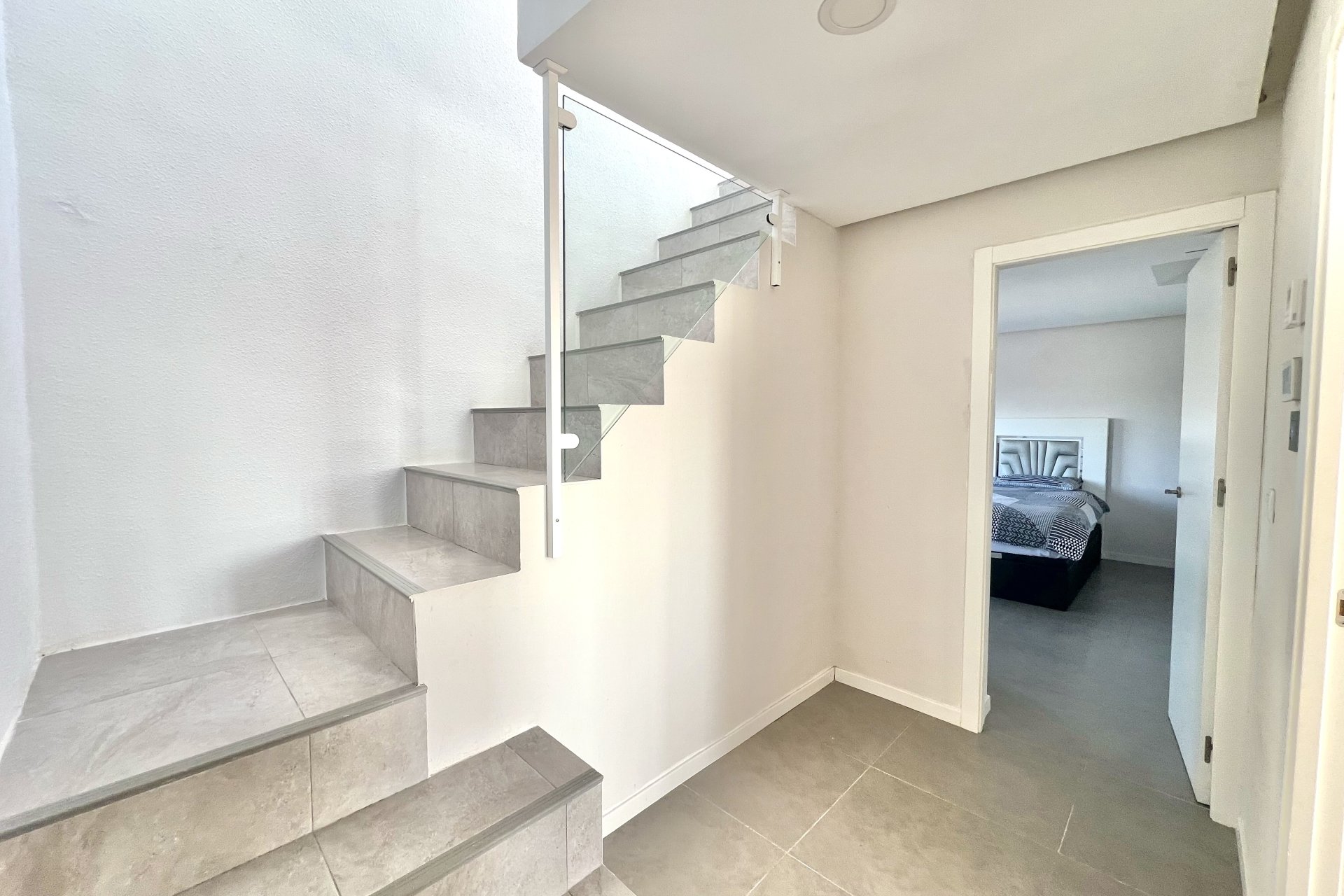 Resale - Detached Villa - La Marina