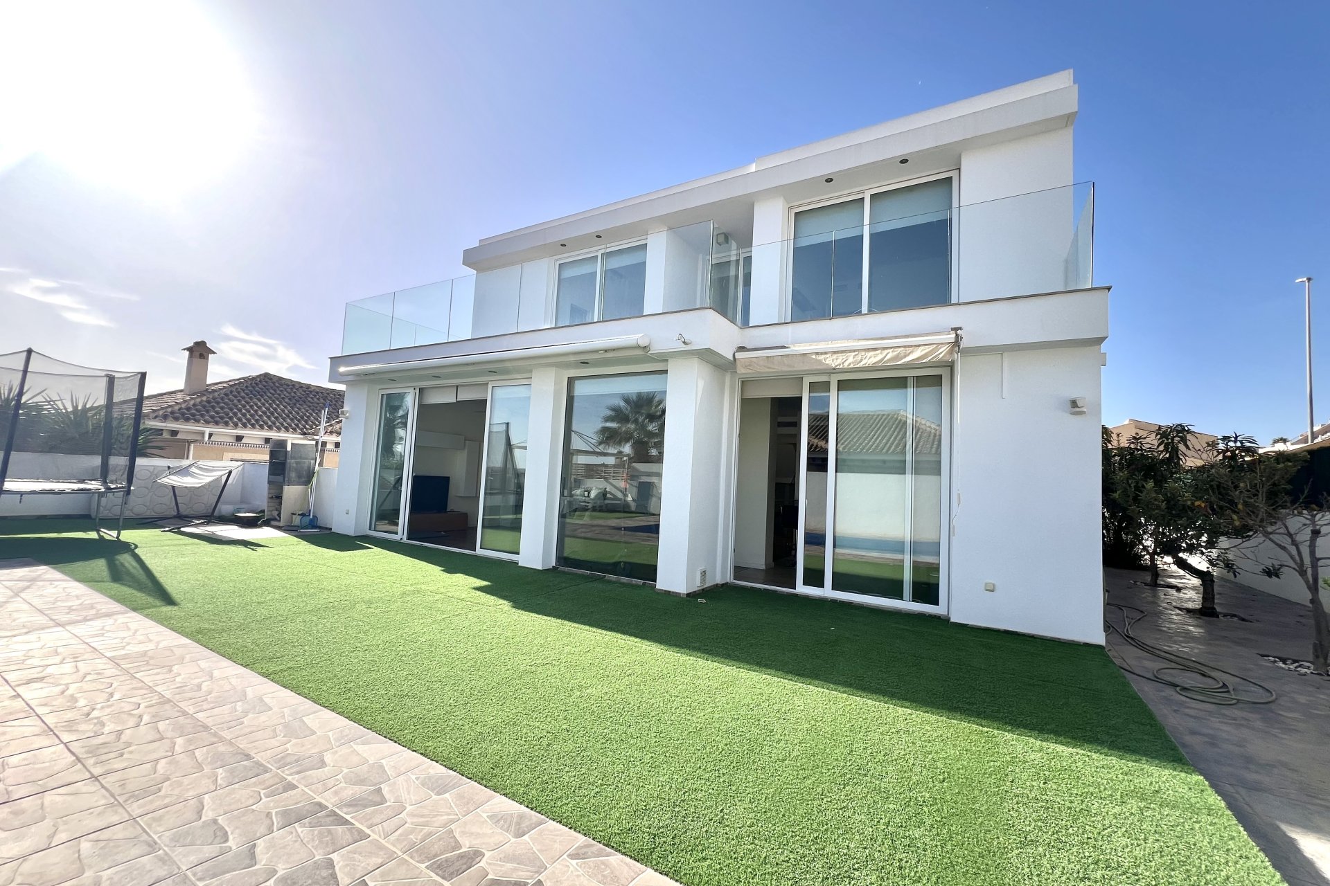 Resale - Detached Villa - La Marina