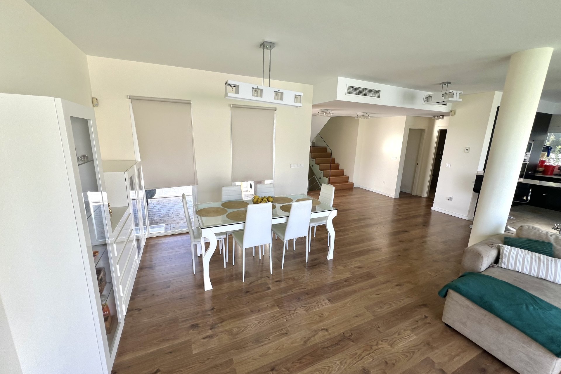 Resale - Detached Villa - La Marina