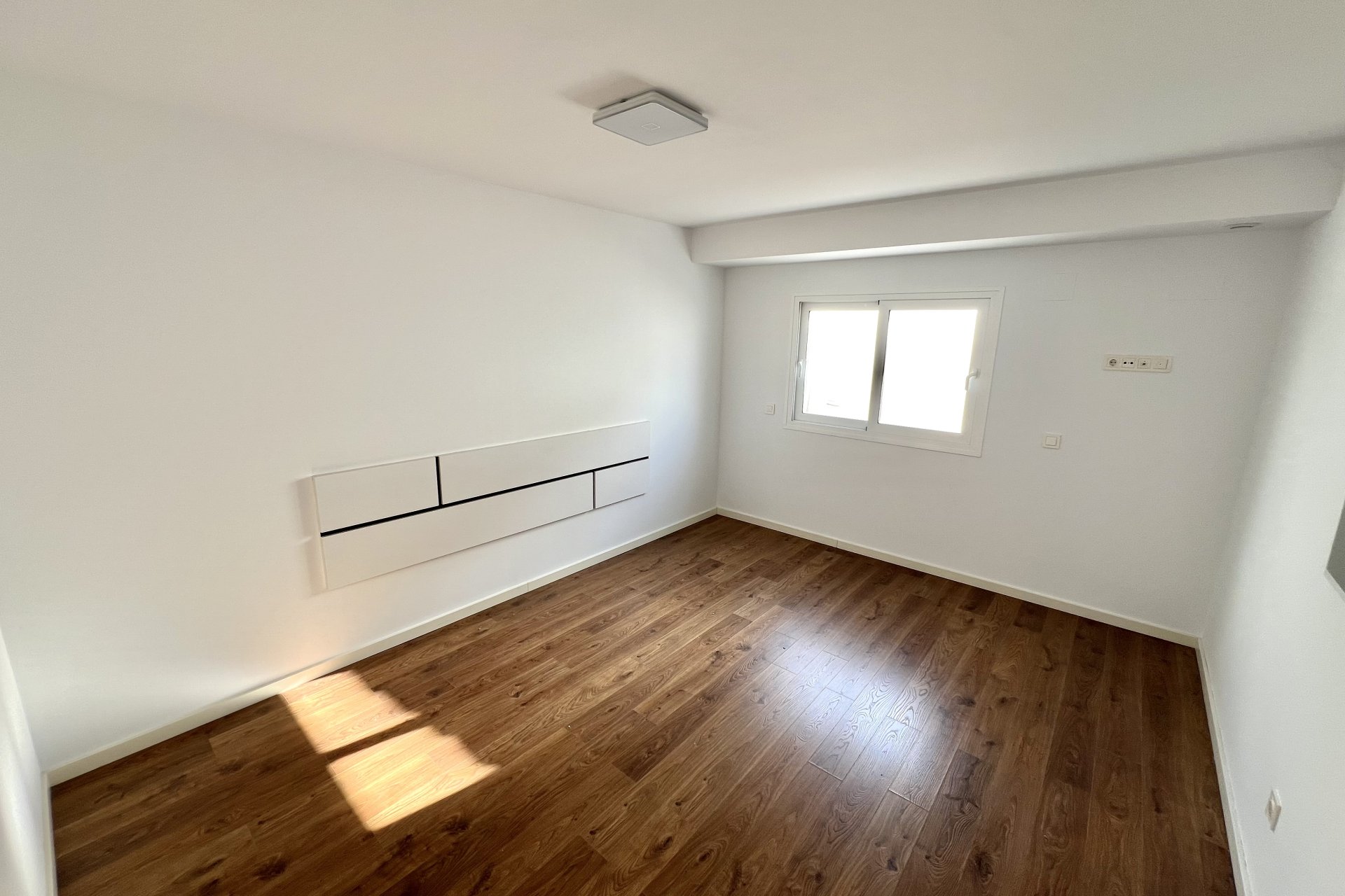 Resale - Detached Villa - La Marina