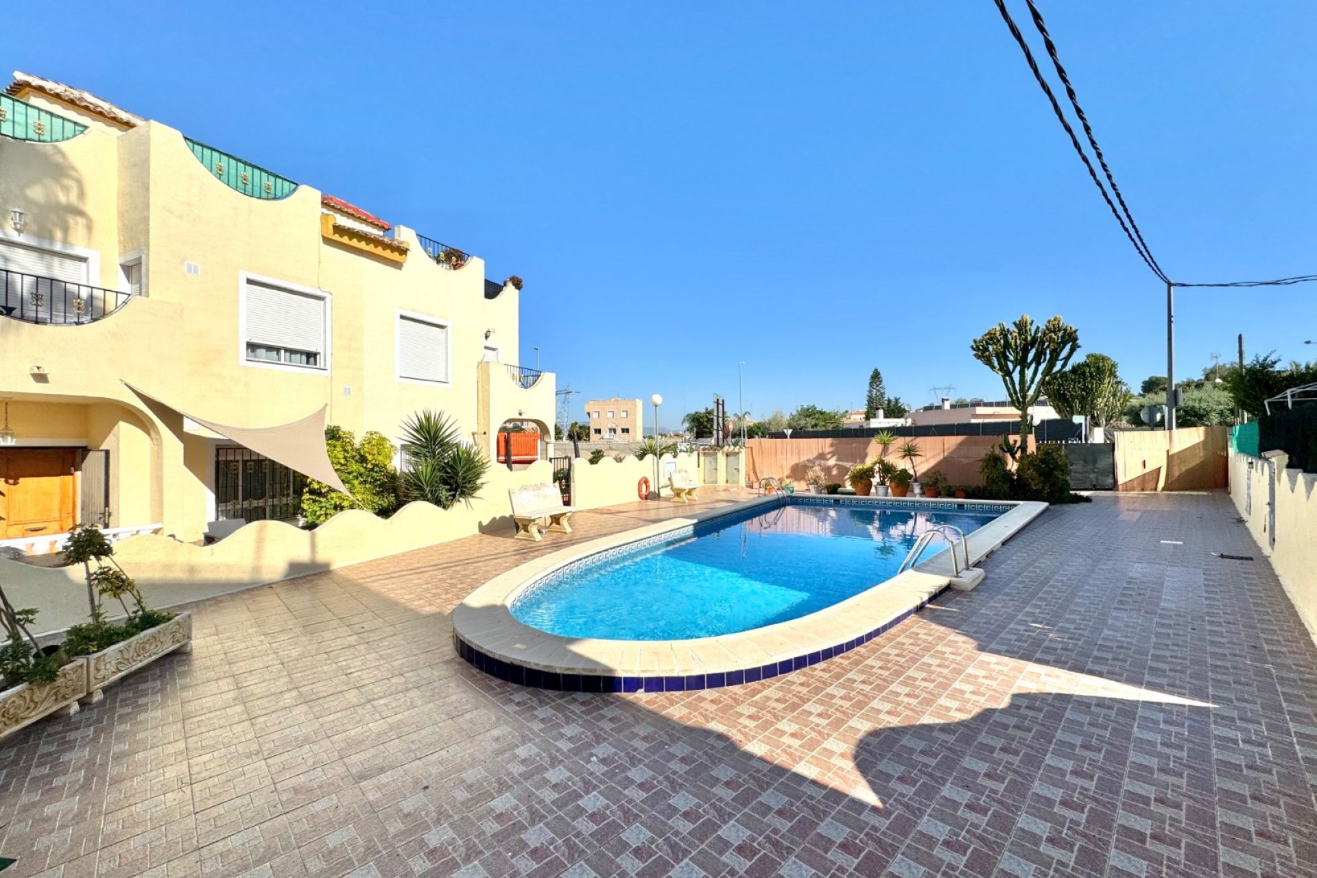 Resale - Quad - La Marina