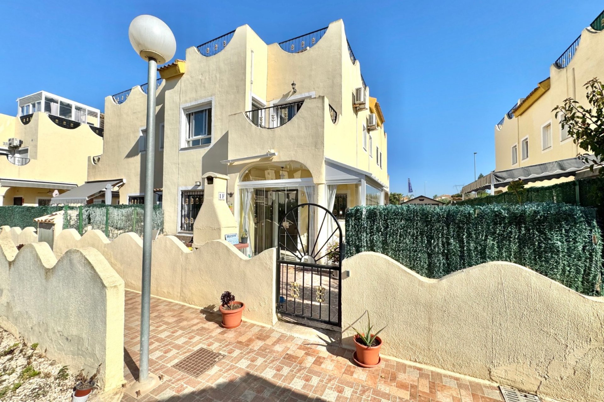 Resale - Quad - La Marina