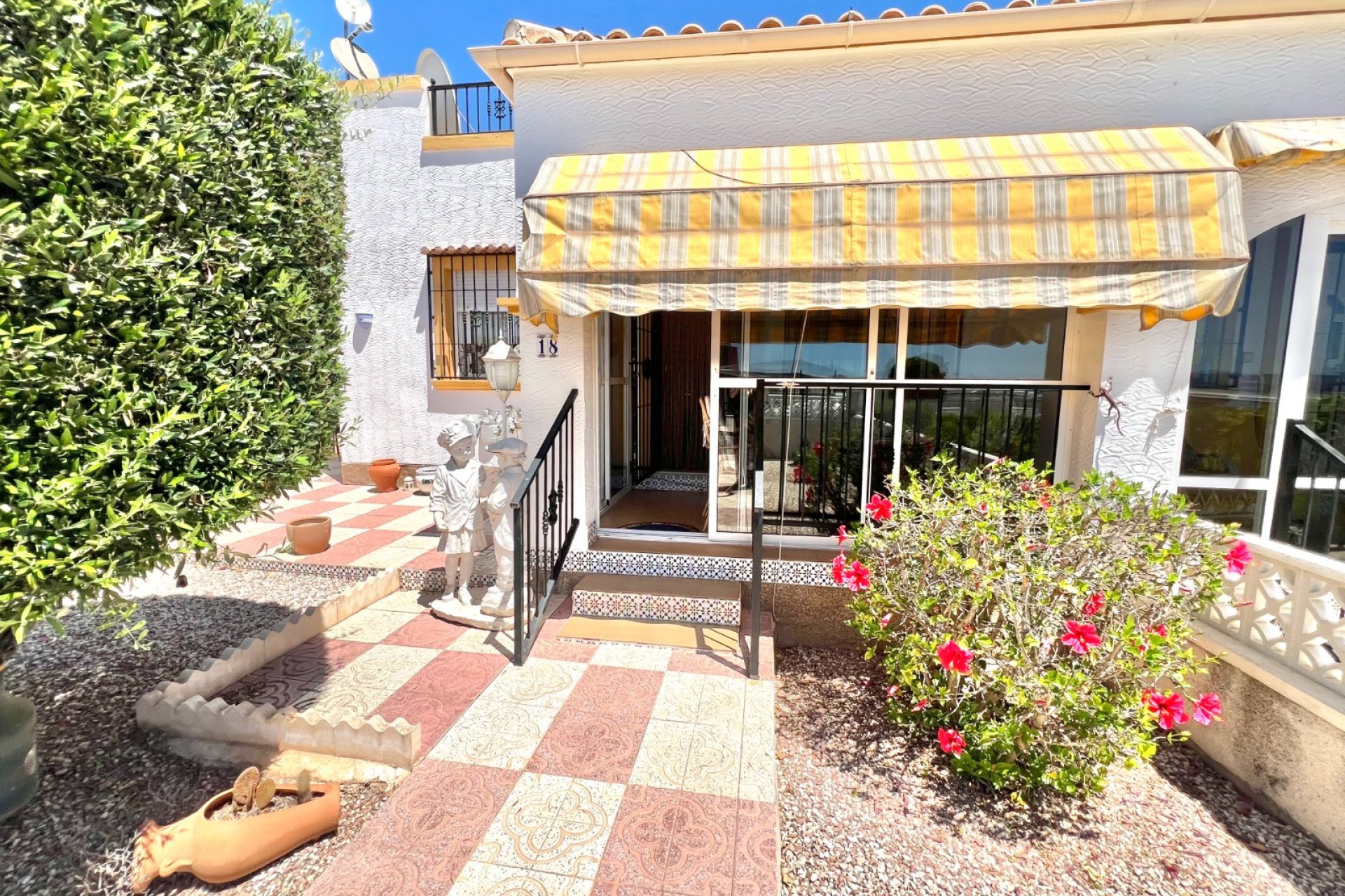 Resale - Quad - La Marina