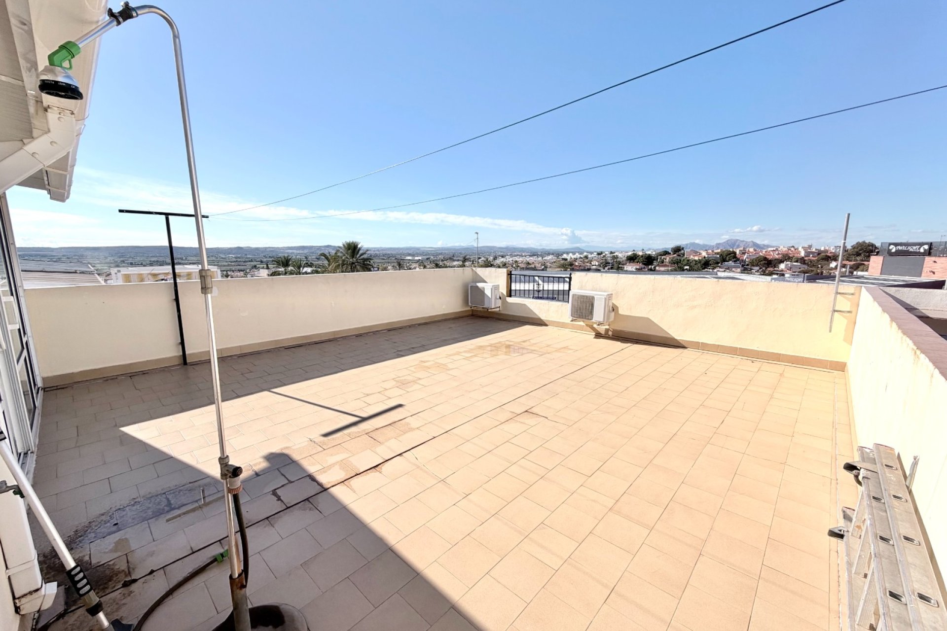 Resale - Quad - La Marina