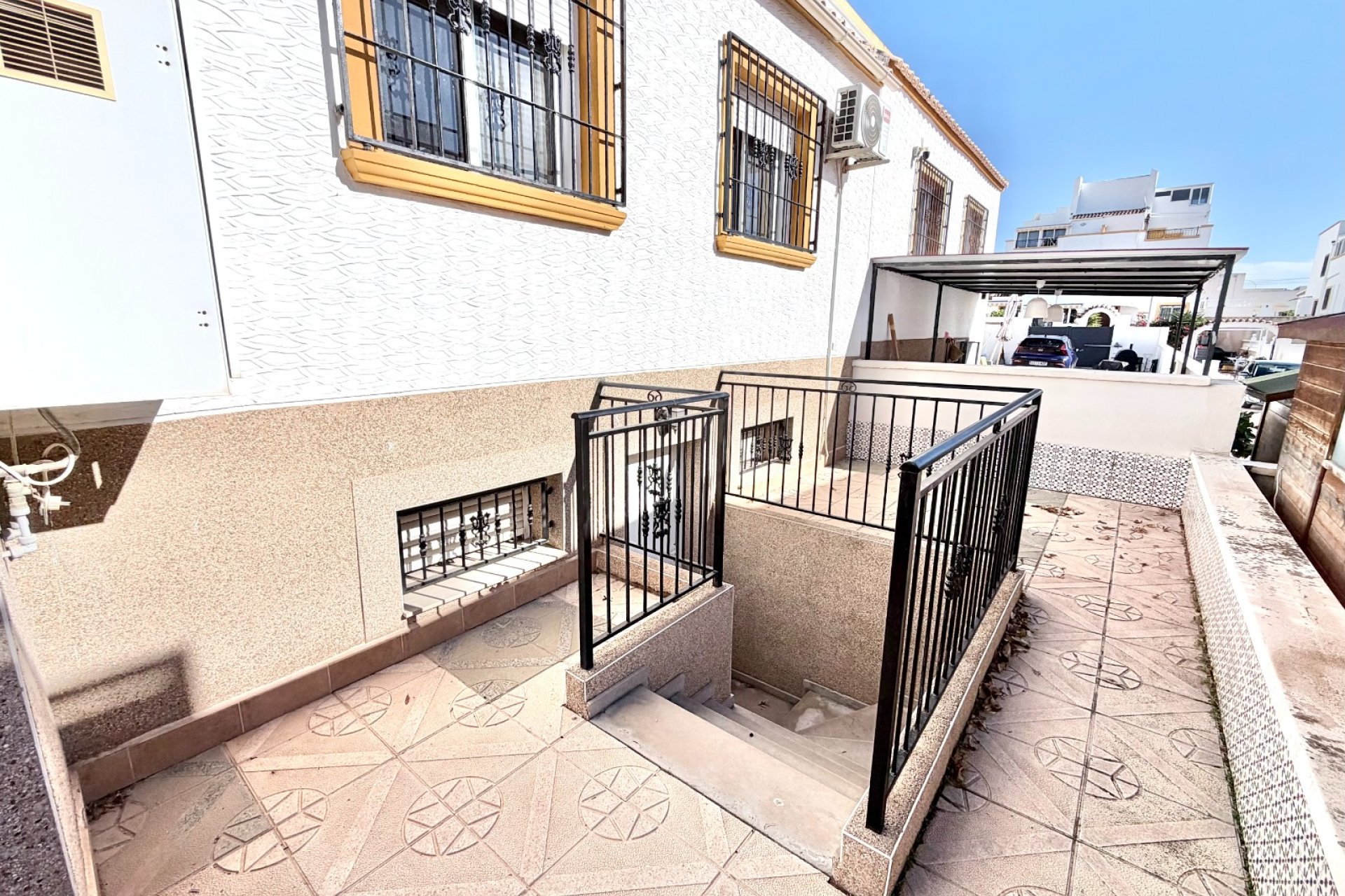 Resale - Quad - La Marina