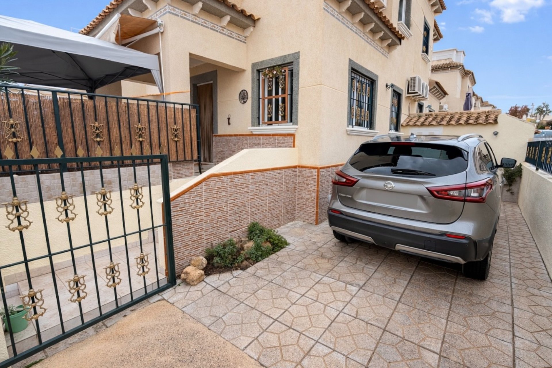 Resale - Quad - La Marina