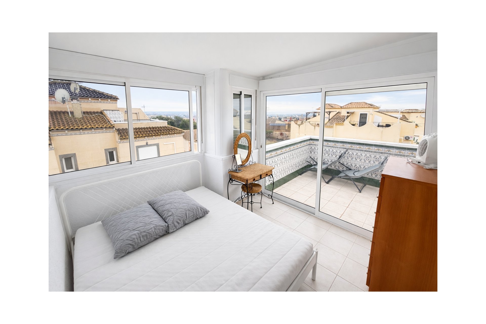 Resale - Quad - La Marina