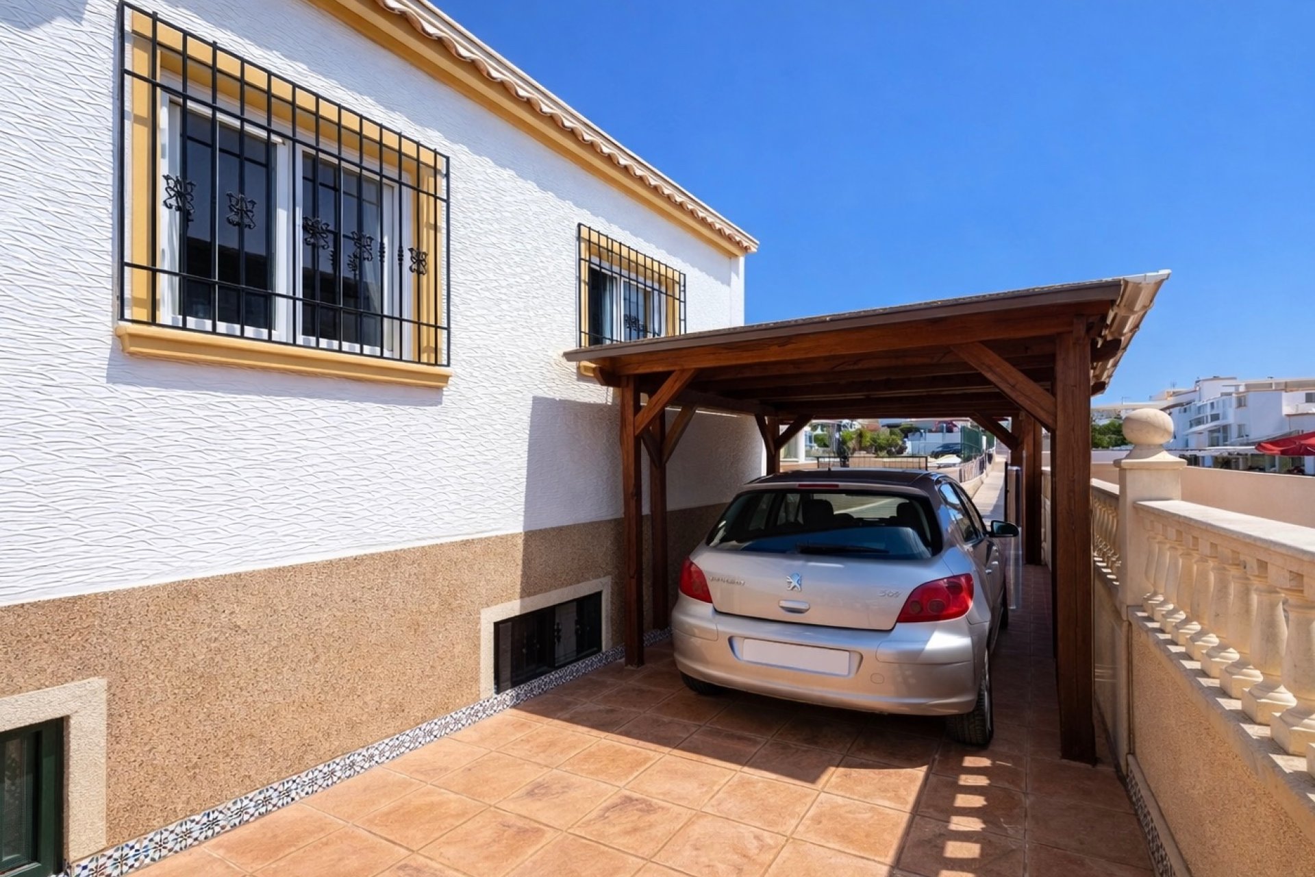 Resale - Quad - La Marina