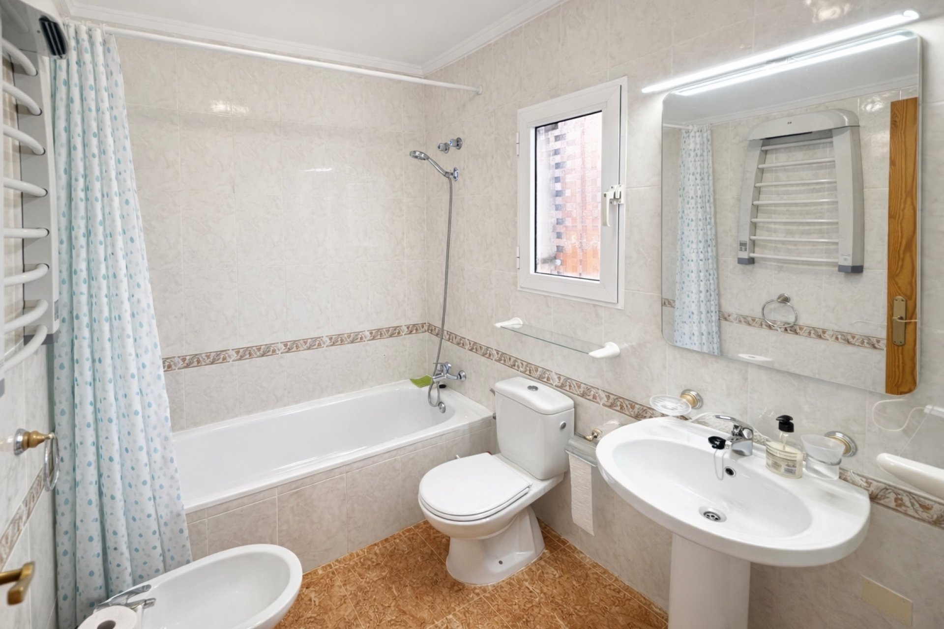 Resale - Quad - La Marina